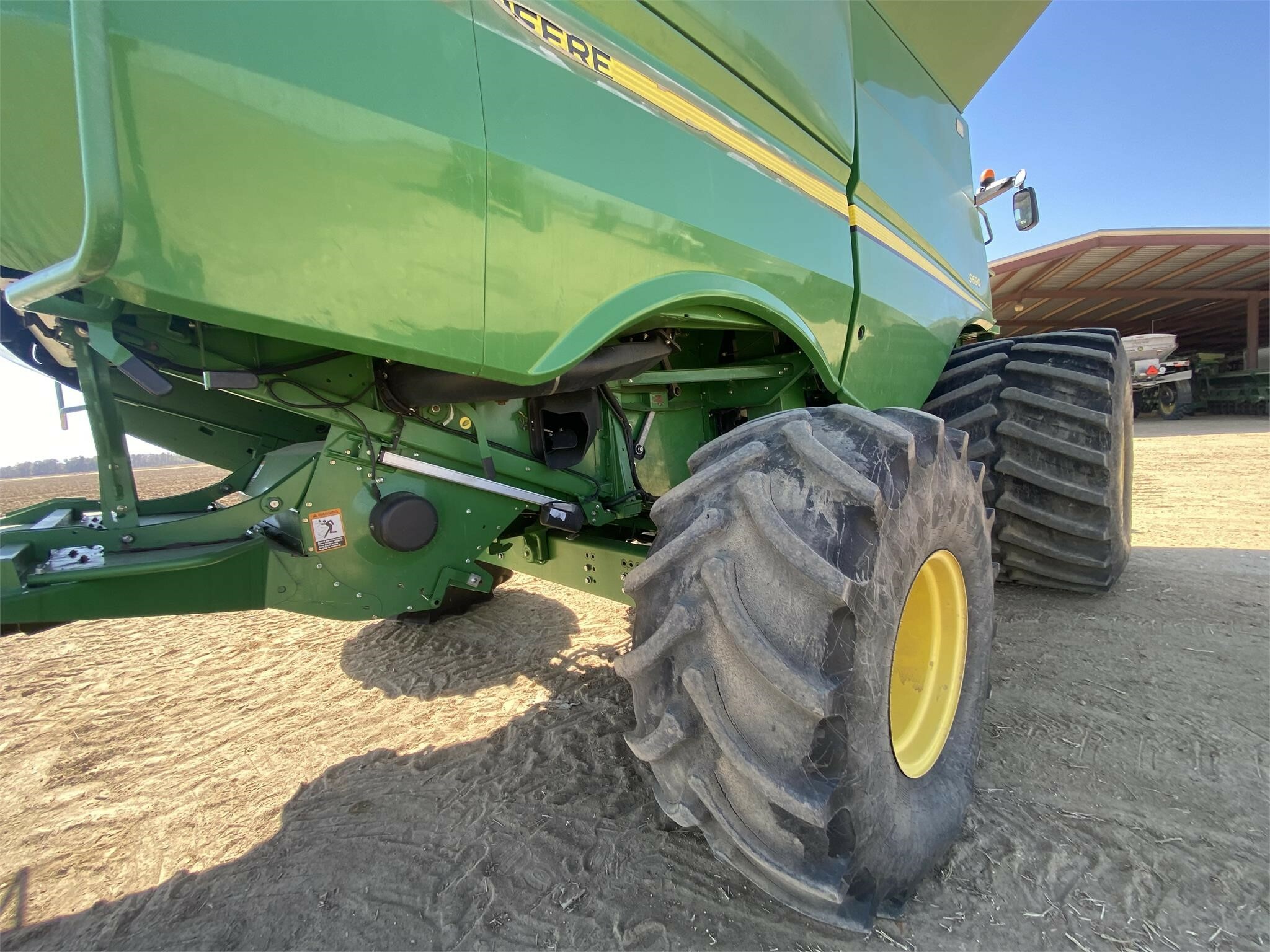 2014 John Deere S690 Combine