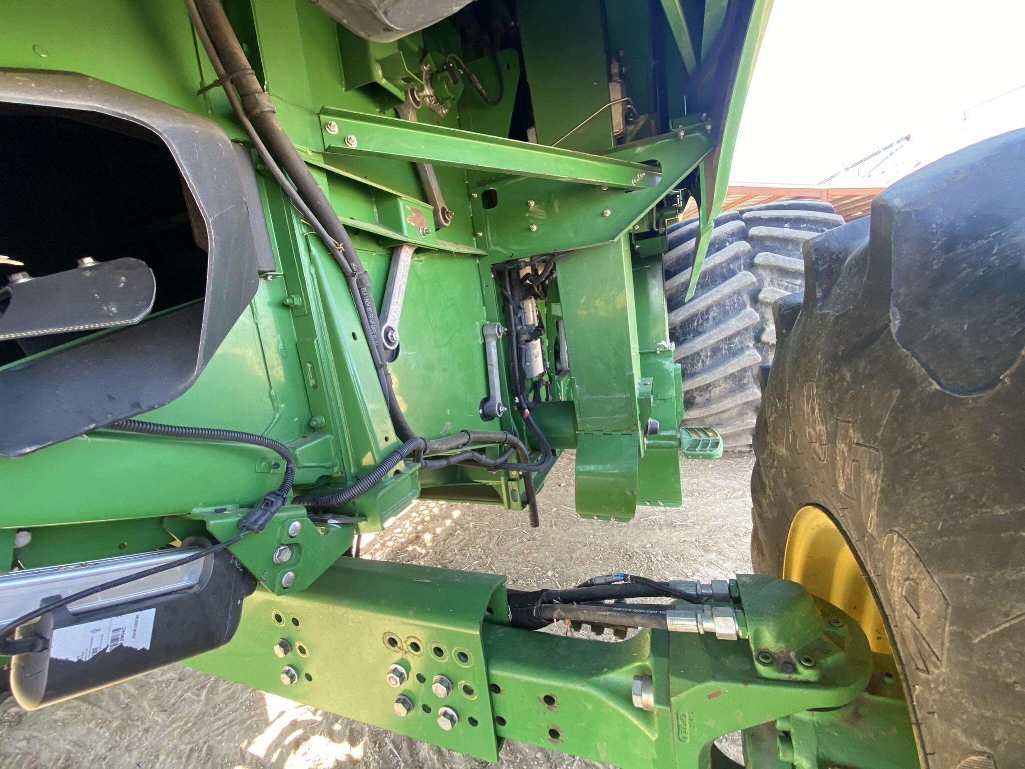 2014 John Deere S690 Combine