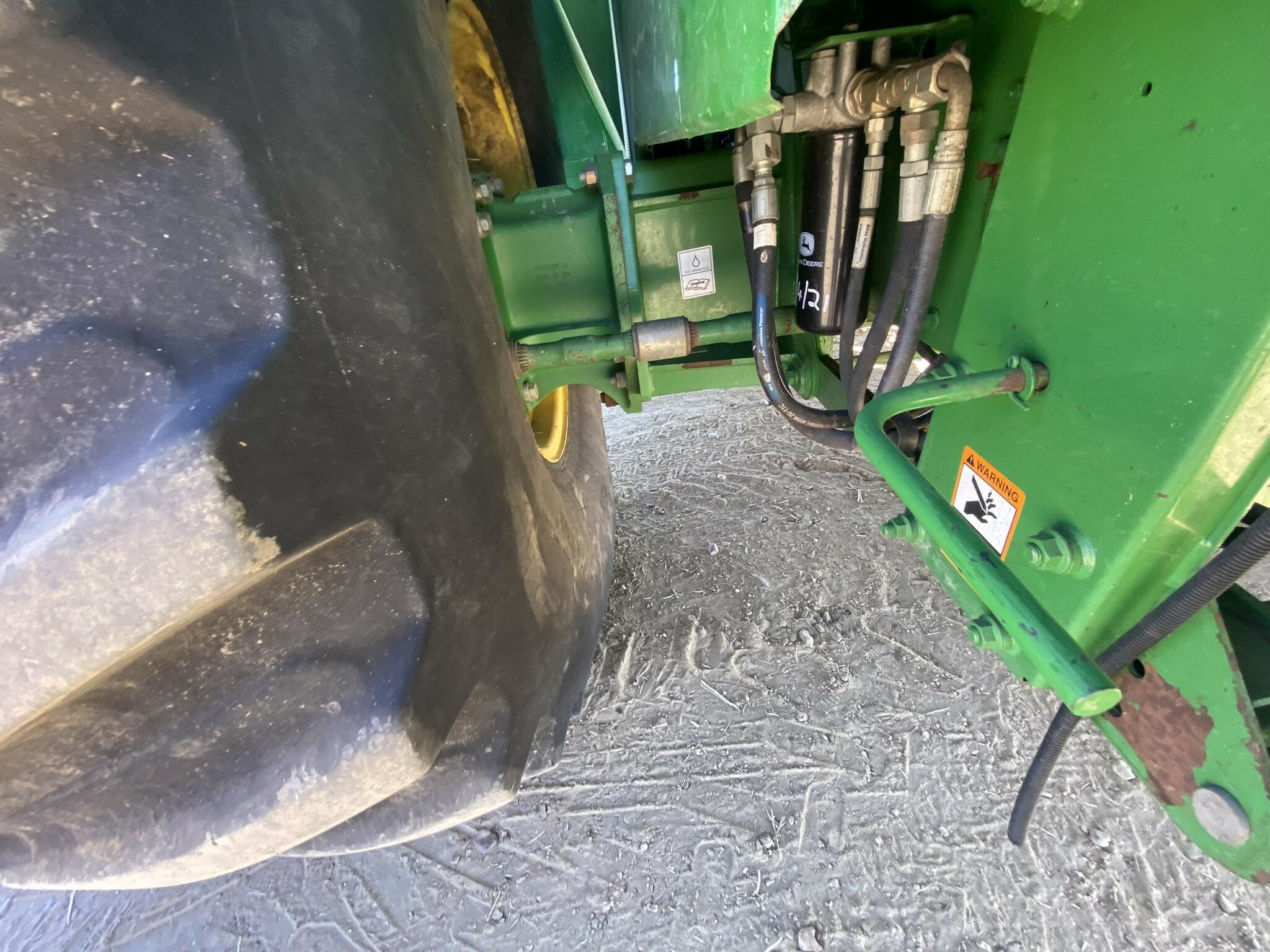 2014 John Deere S690 Combine