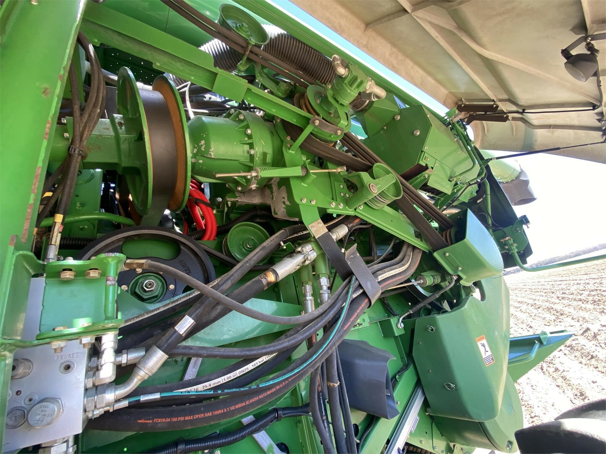 2014 John Deere S690 Combine