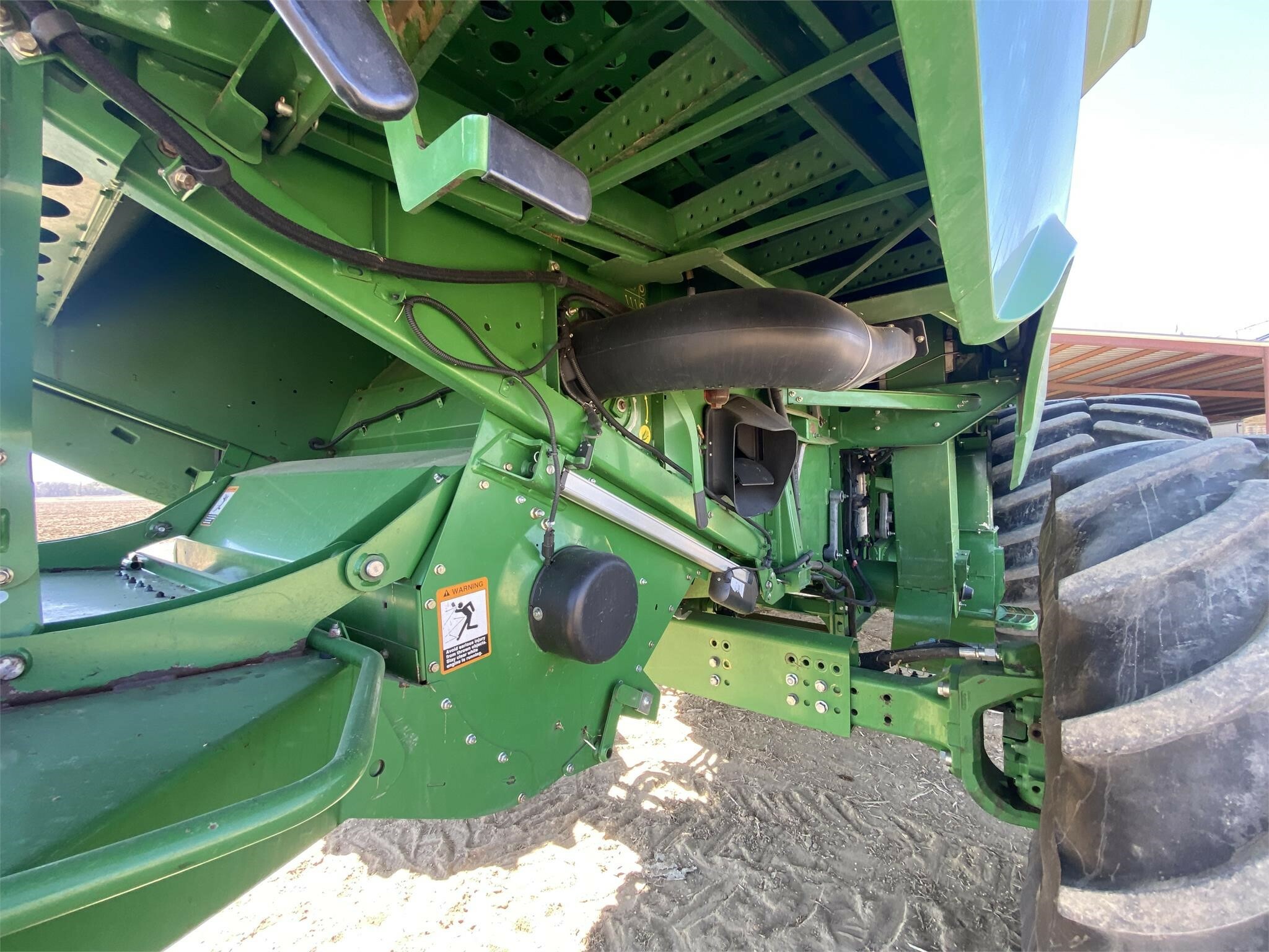2014 John Deere S690 Combine