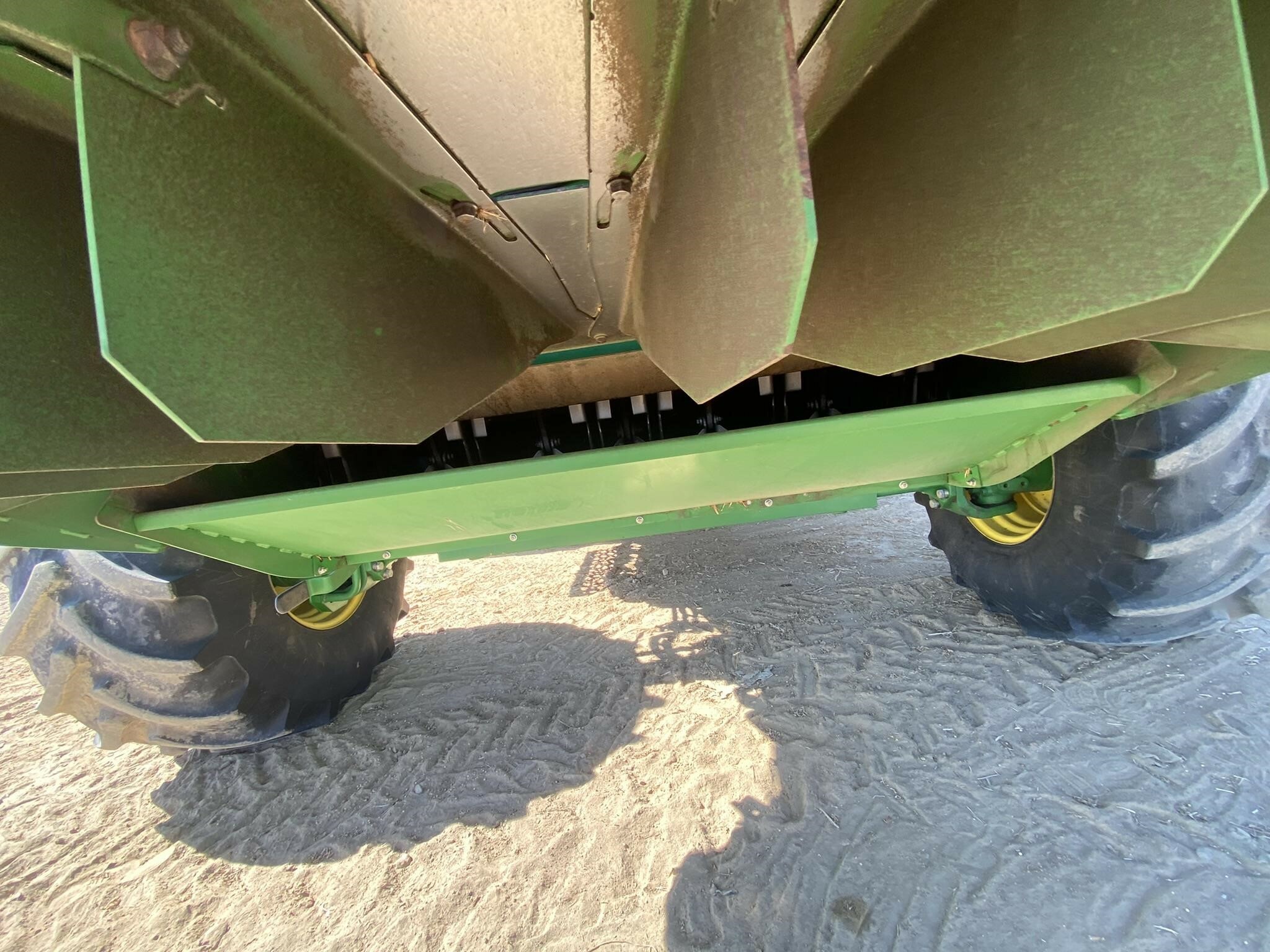 2014 John Deere S690 Combine