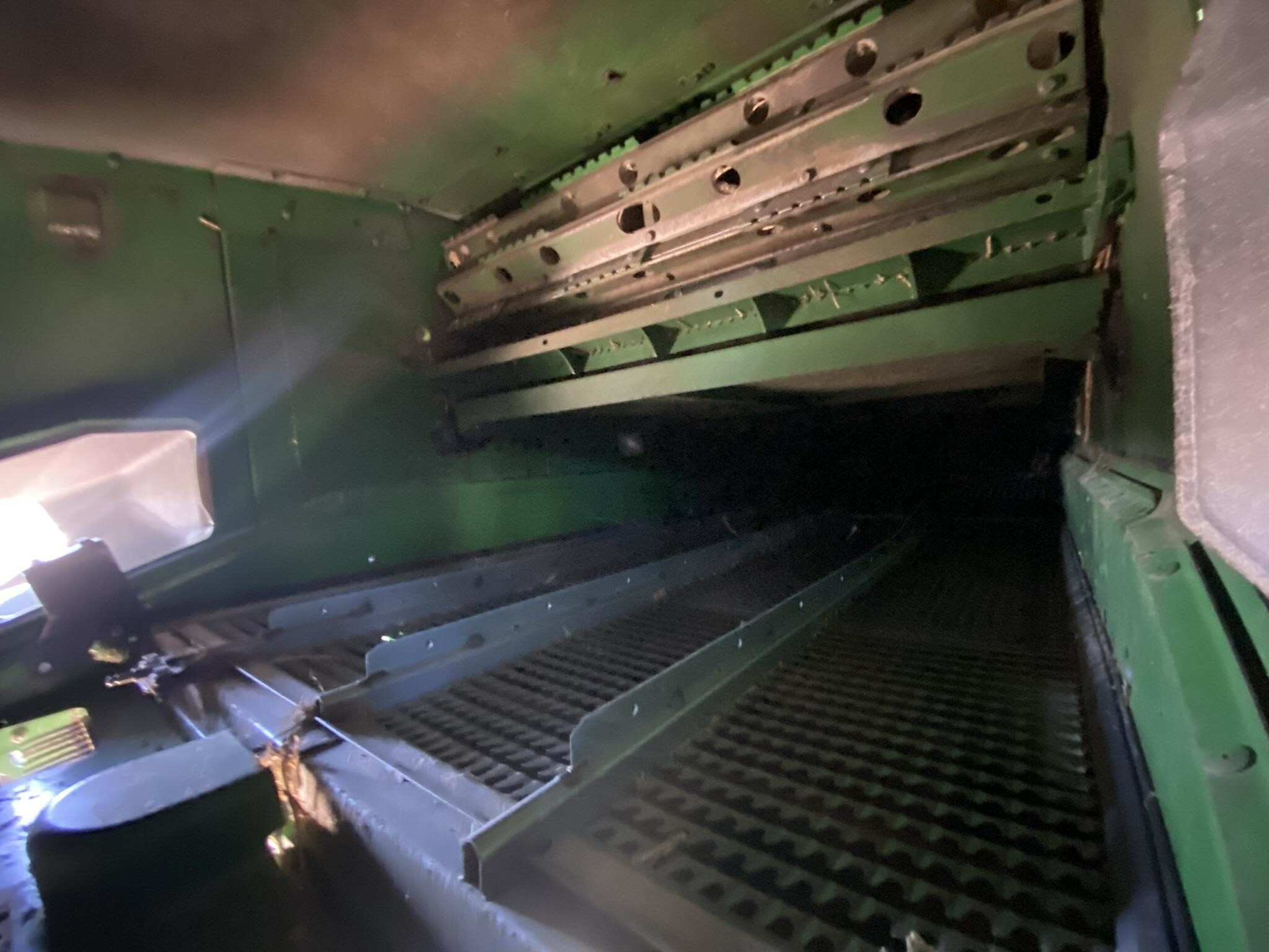 2014 John Deere S690 Combine