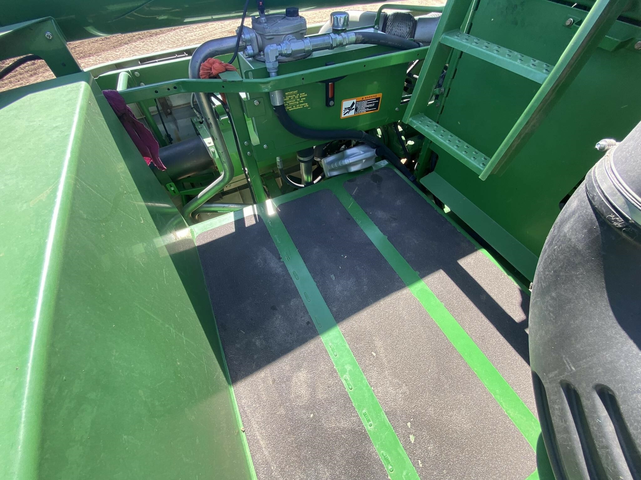 2014 John Deere S690 Combine