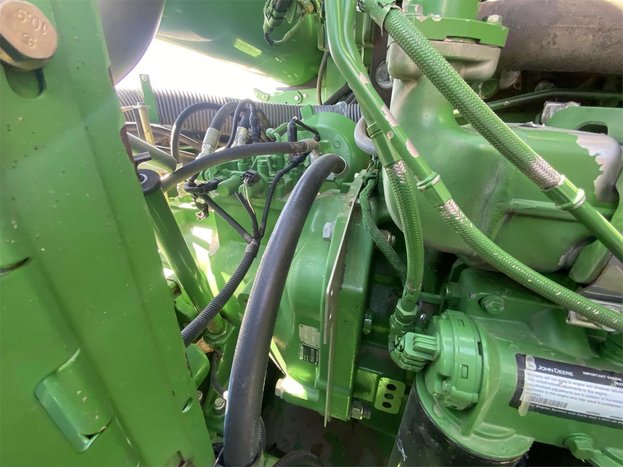 2014 John Deere S690 Combine