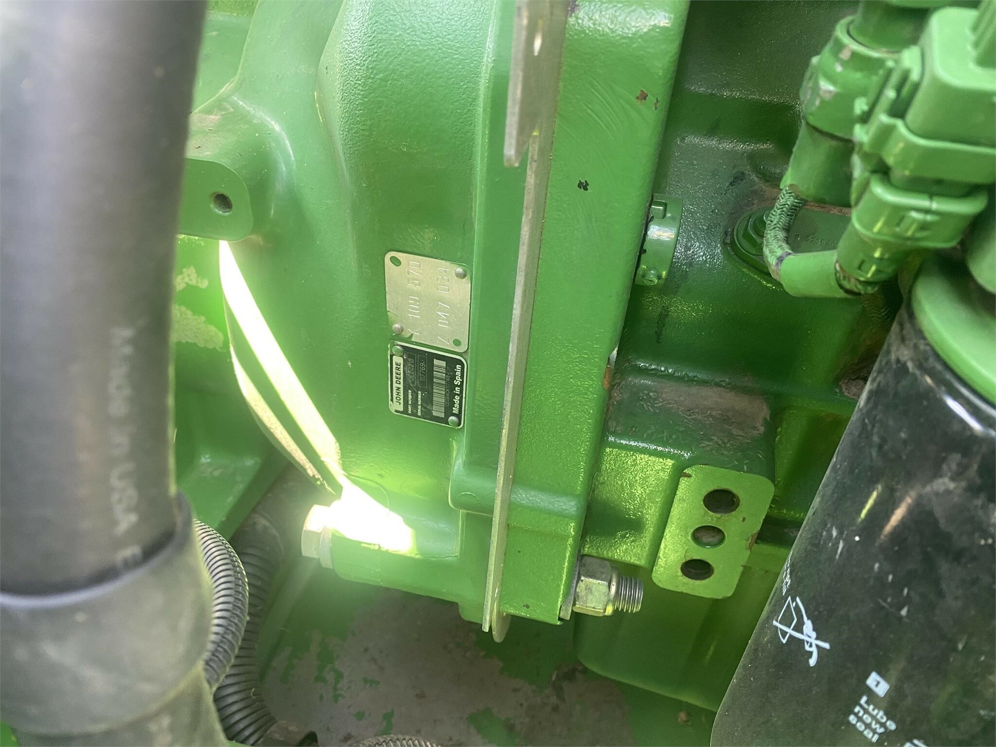 2014 John Deere S690 Combine