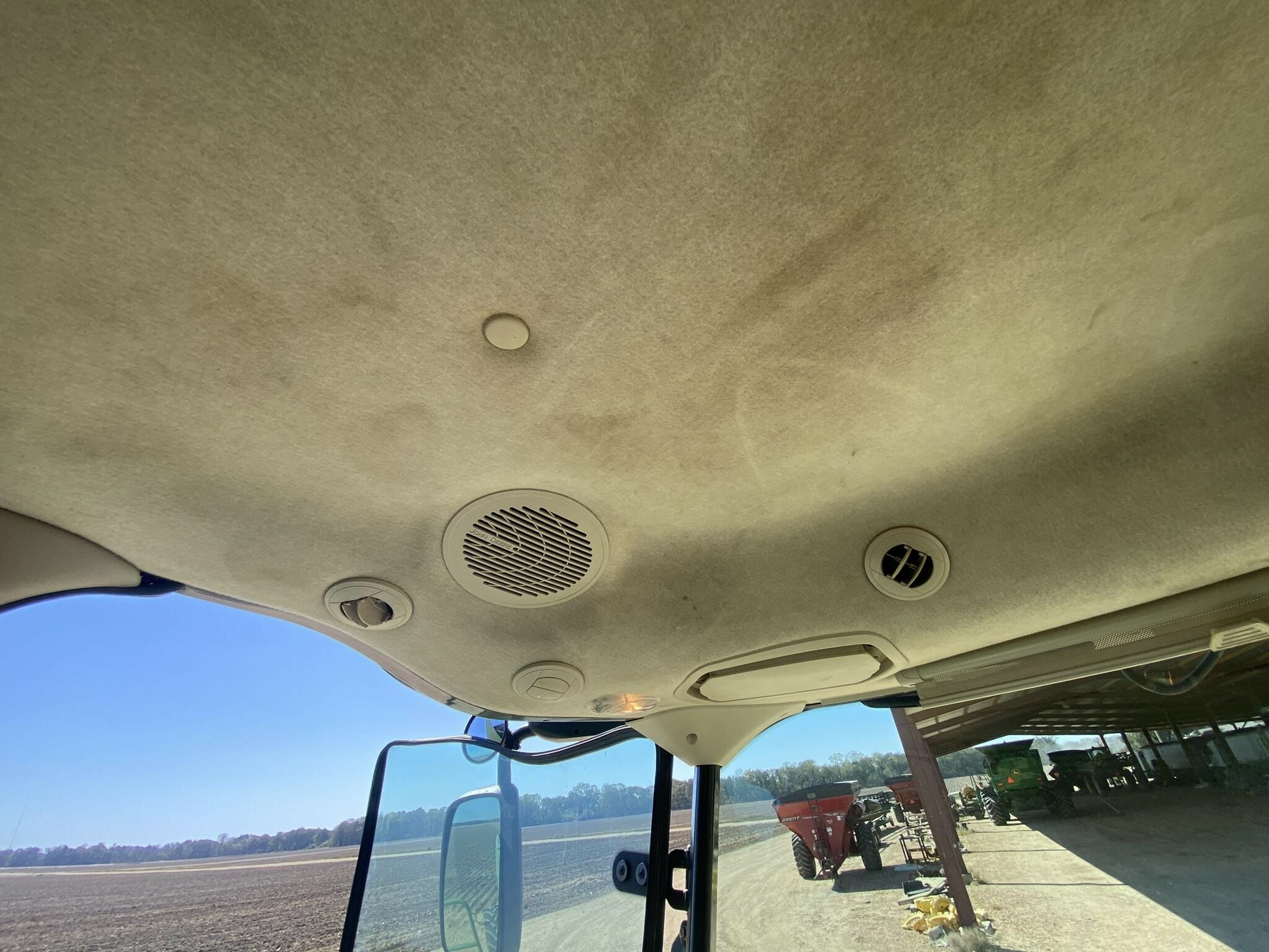 2014 John Deere S690 Combine