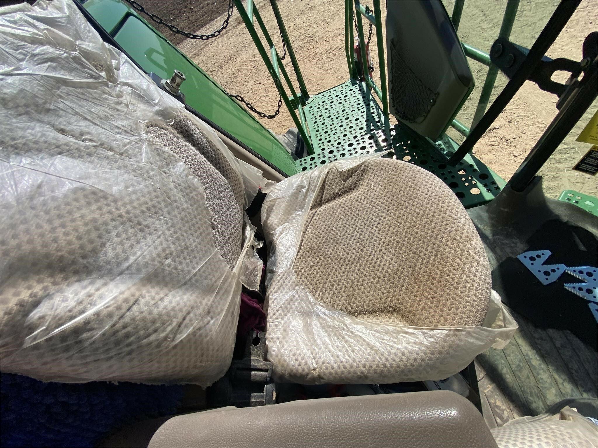 2014 John Deere S690 Combine