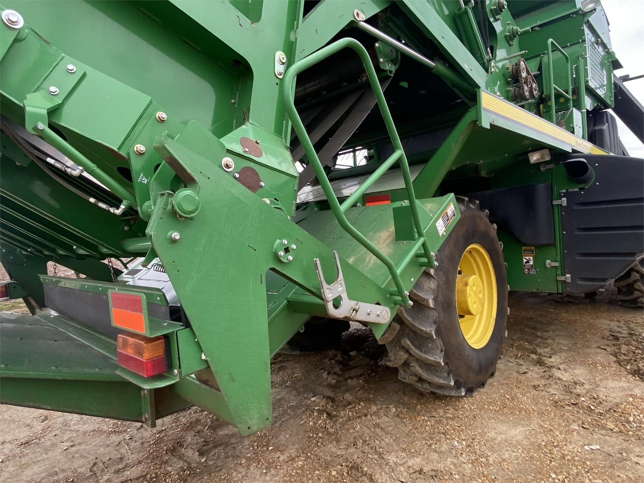 2013 John Deere 7760 Cotton Equipment
