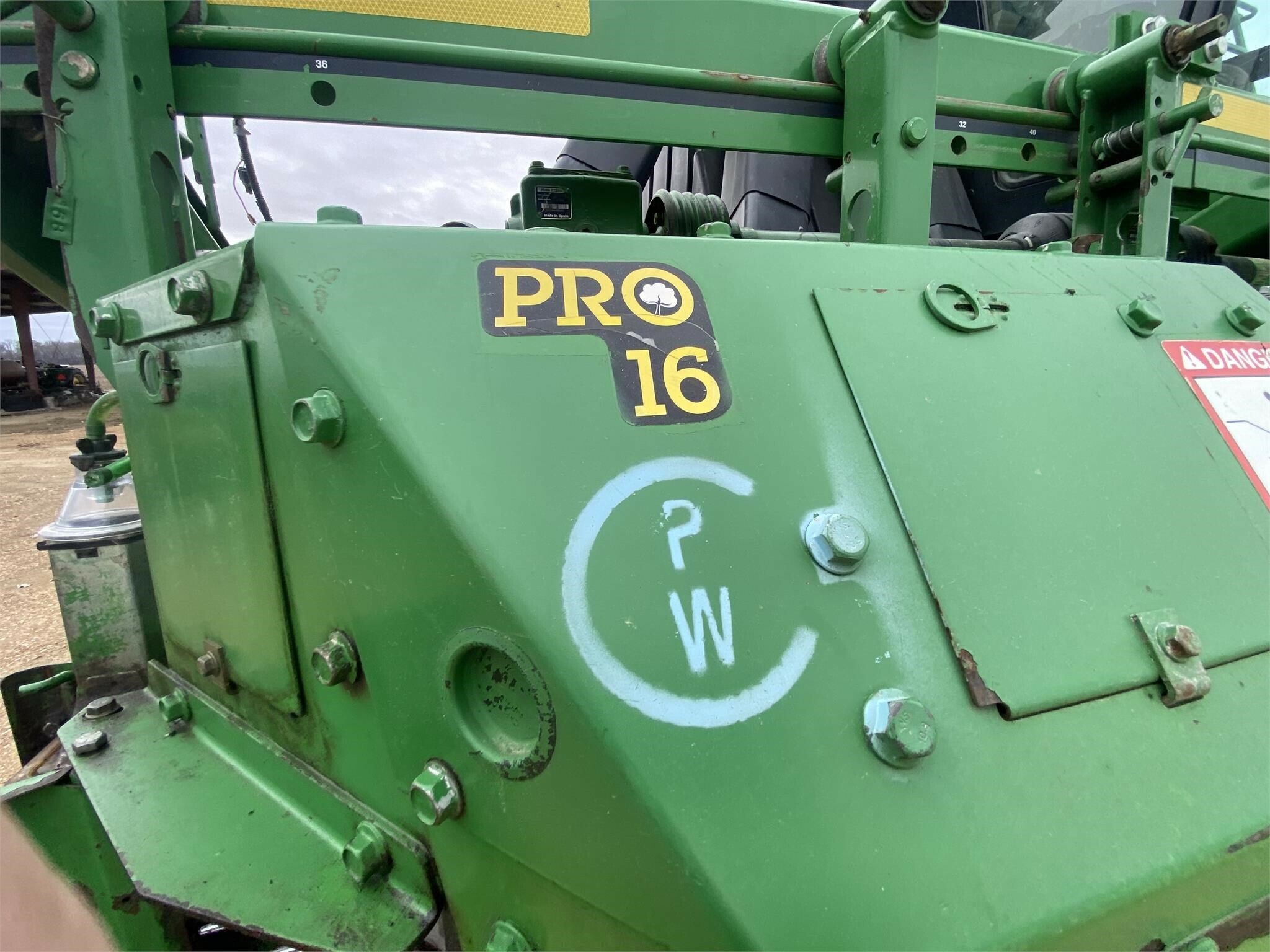 2013 John Deere 7760 Cotton Equipment
