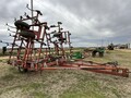 2001 Wil-Rich 2800 Field Cultivator