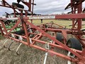 2001 Wil-Rich 2800 Field Cultivator