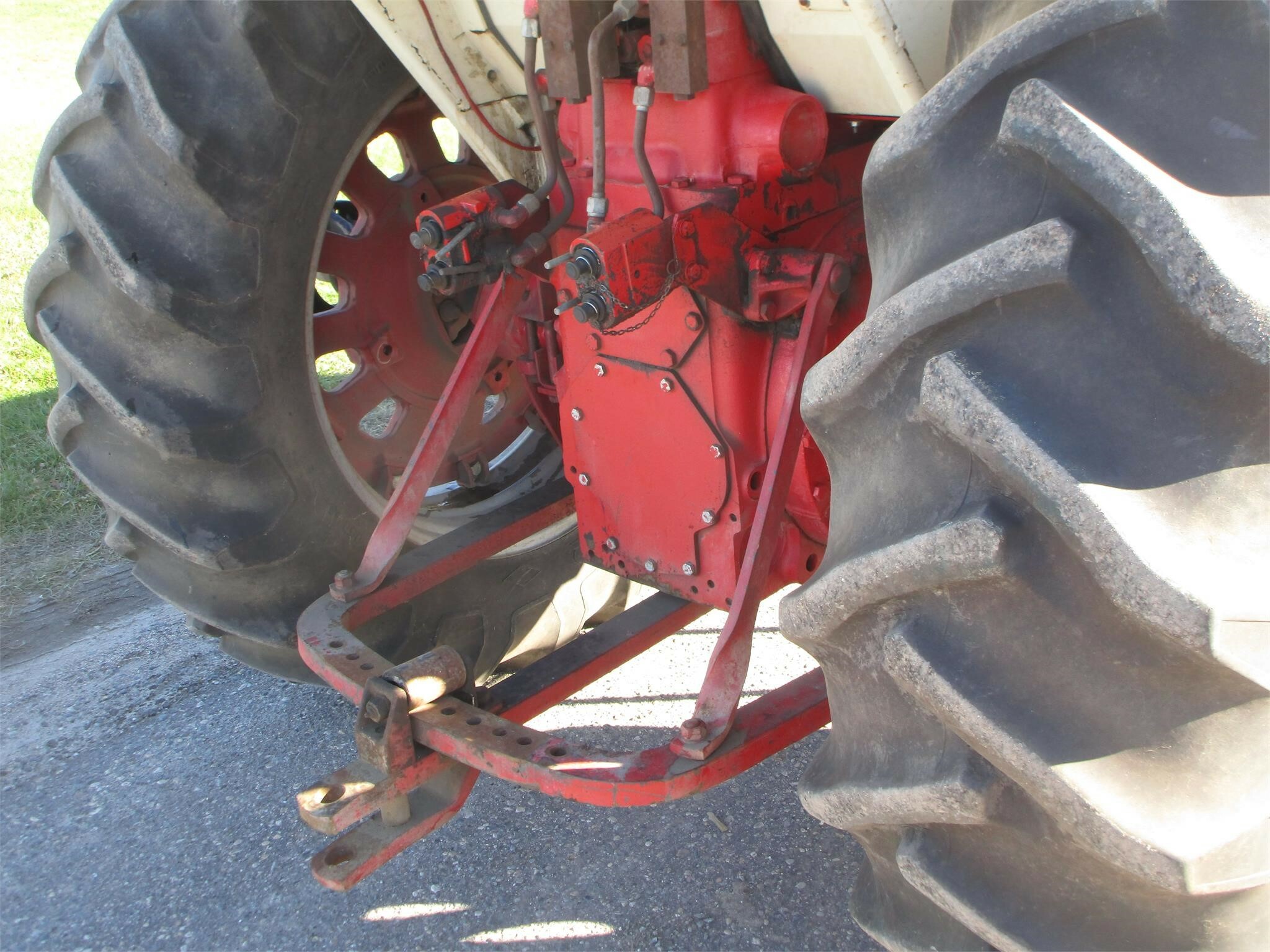 1972 International Harvester 1066 Tractor