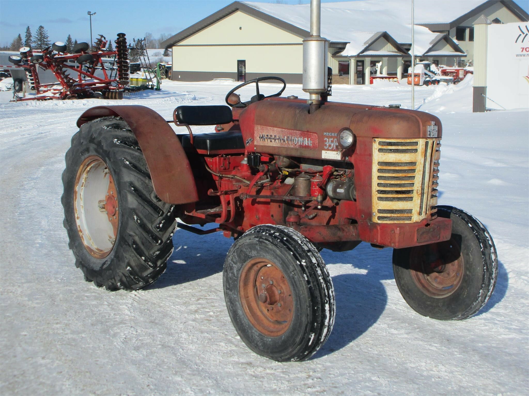 1957 International Harvester 350 Tractor