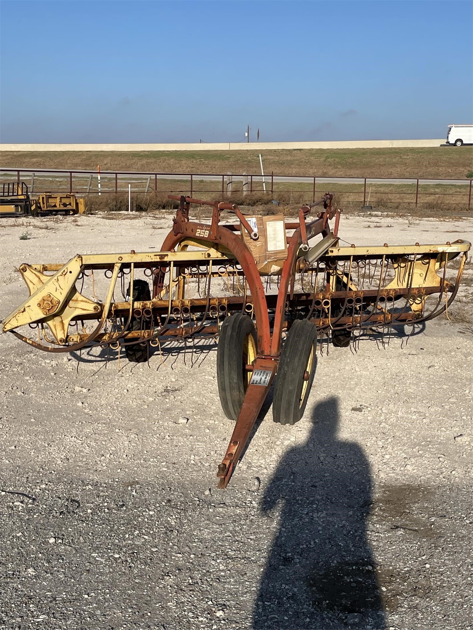  New Holland 258 Rake