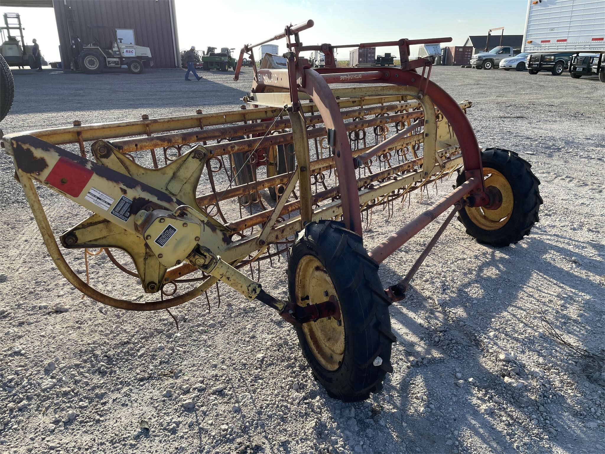  New Holland 258 Rake