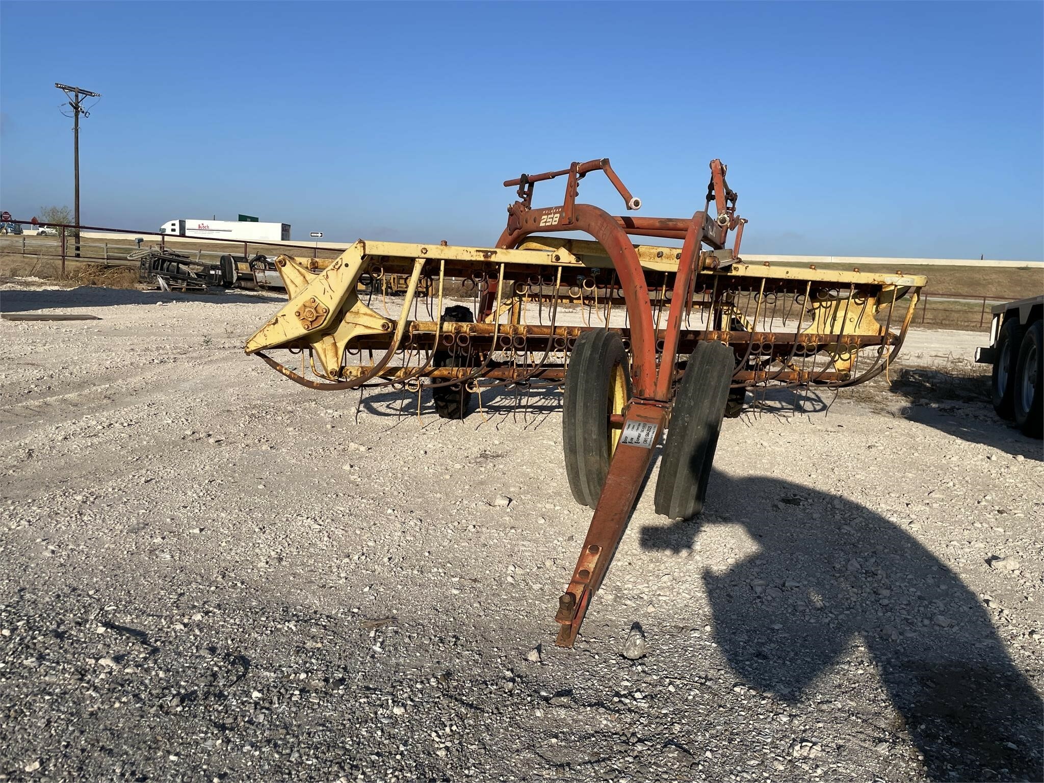  New Holland 258 Rake