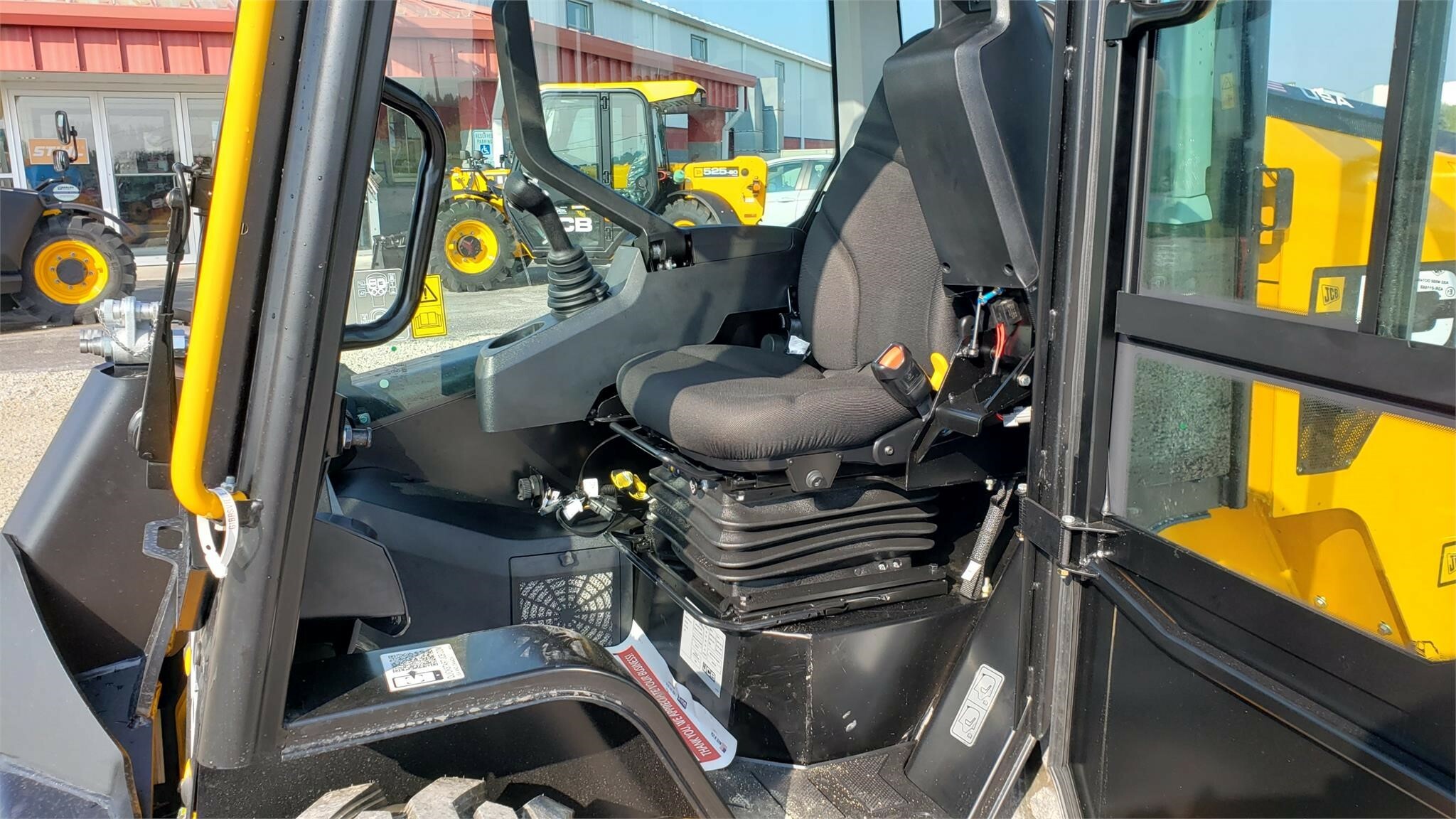 2023 JCB 270 Skid Steer