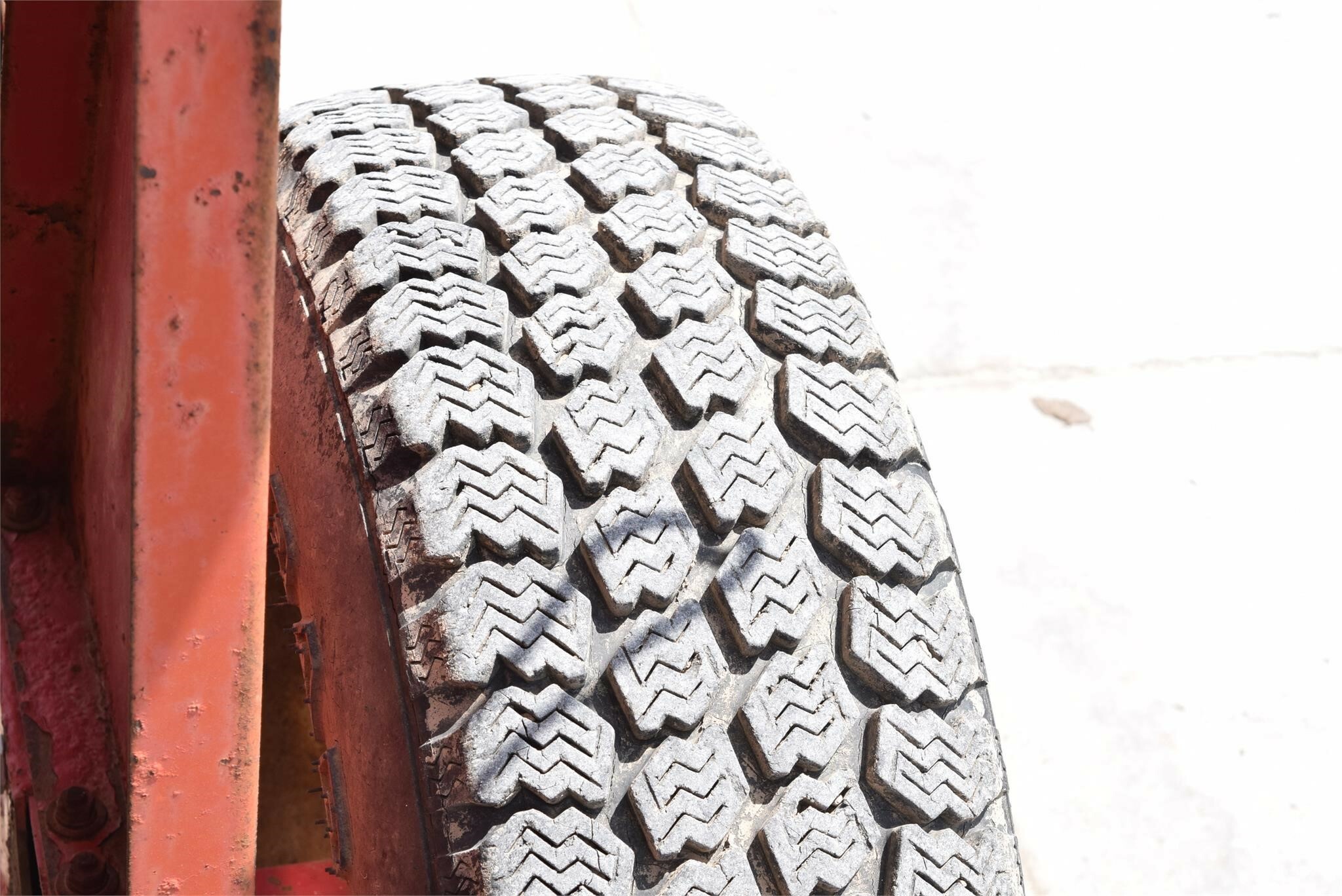 Gehl 95 Grinders and Mixer 2,750 Machinery Pete