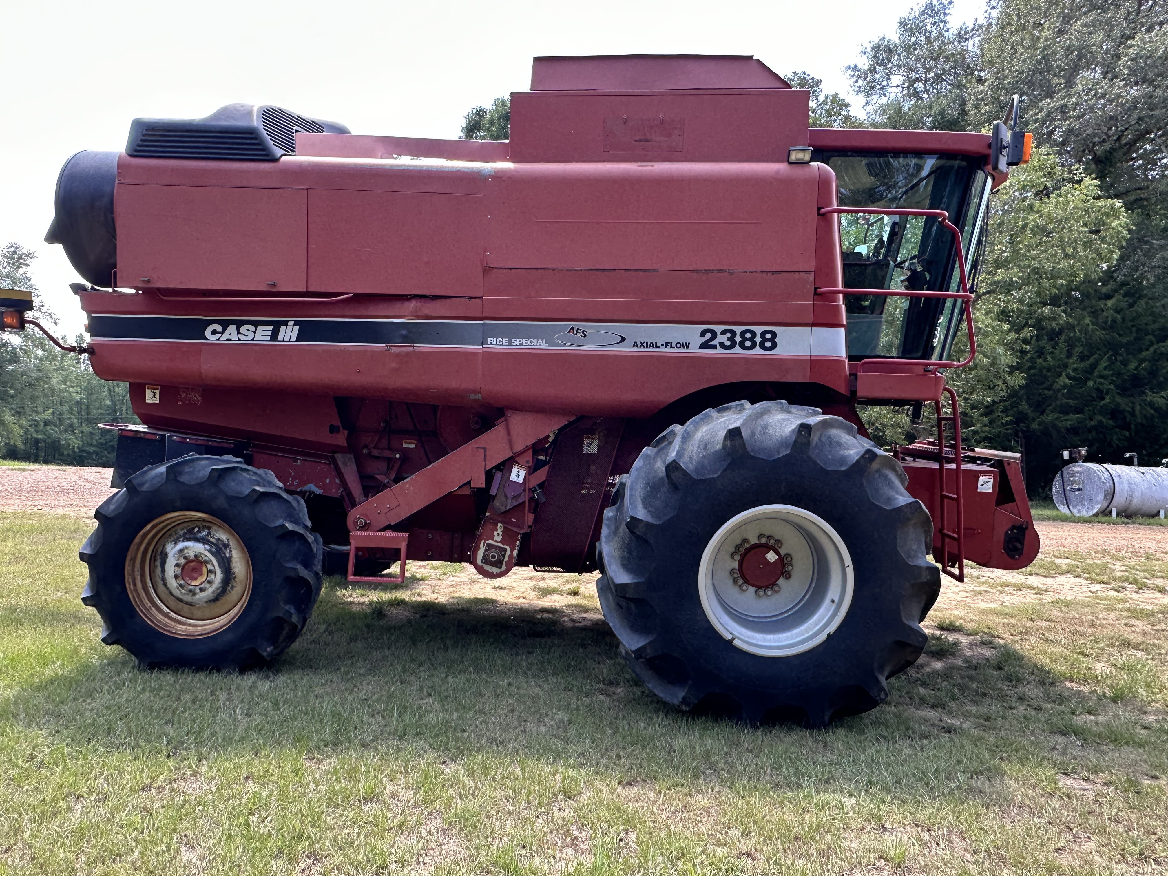 2002 Case IH 2388 Combine