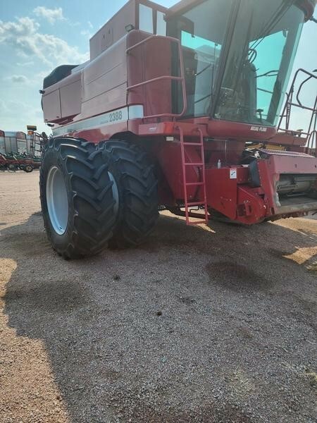2002 Case IH 2388 Combine