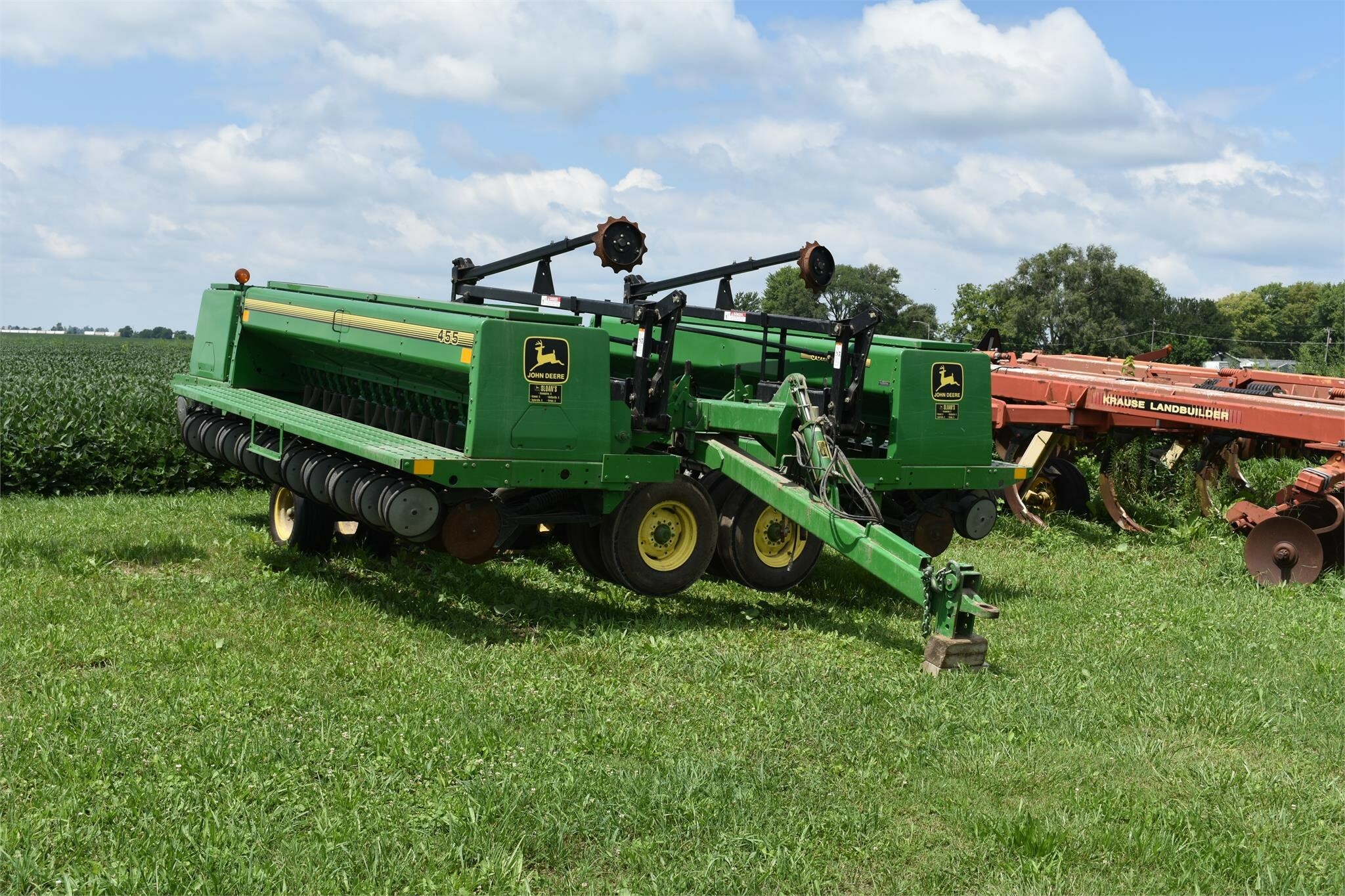 John Deere 455 Drill 39,500 Machinery Pete