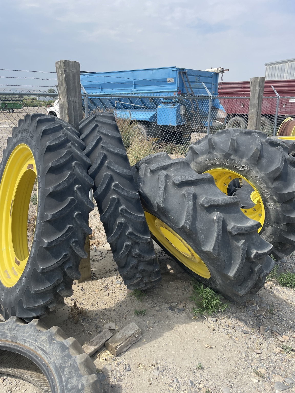  Goodyear Tires Wheels / Tires / Track