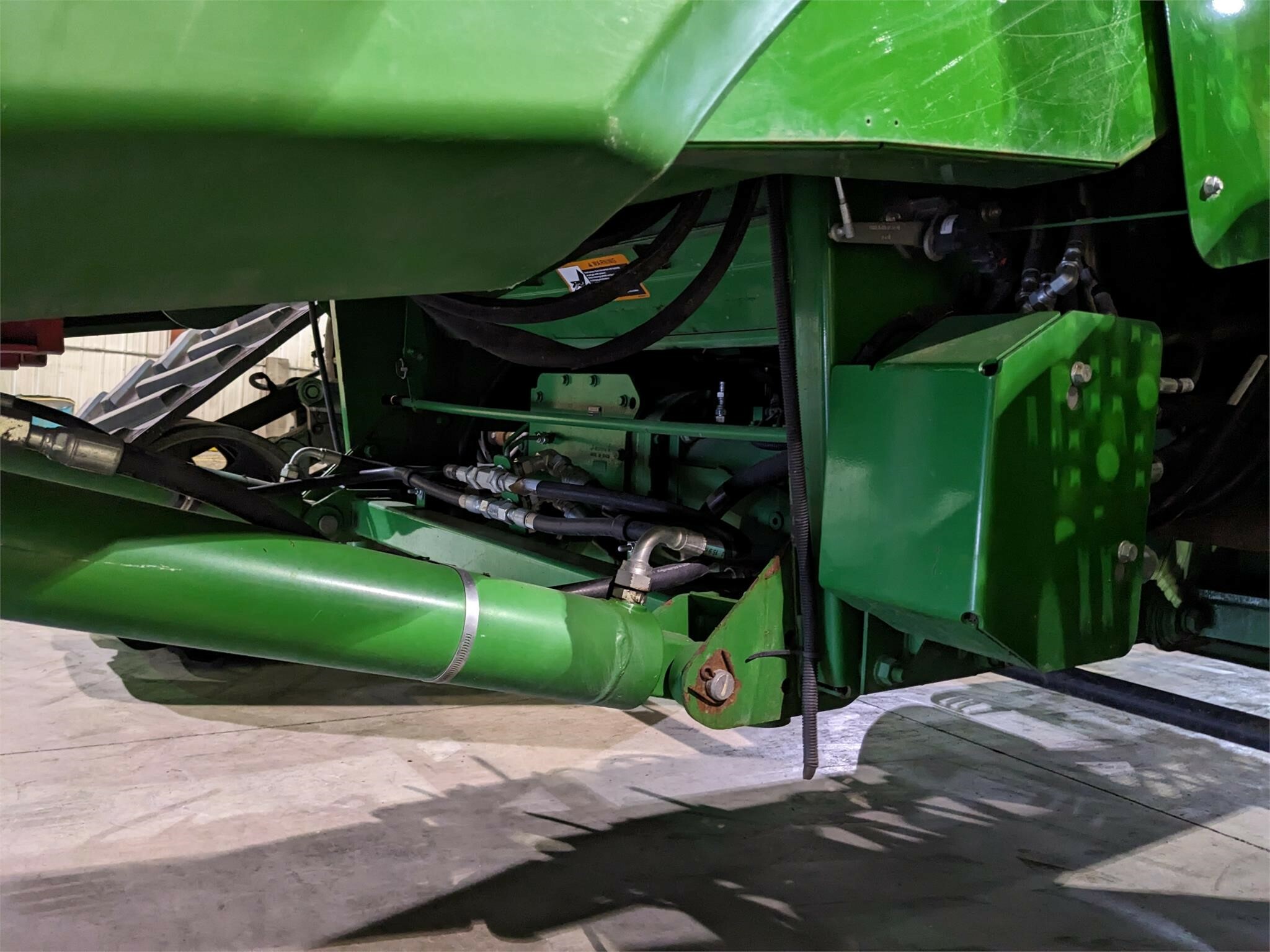 2016 John Deere S680 Combine