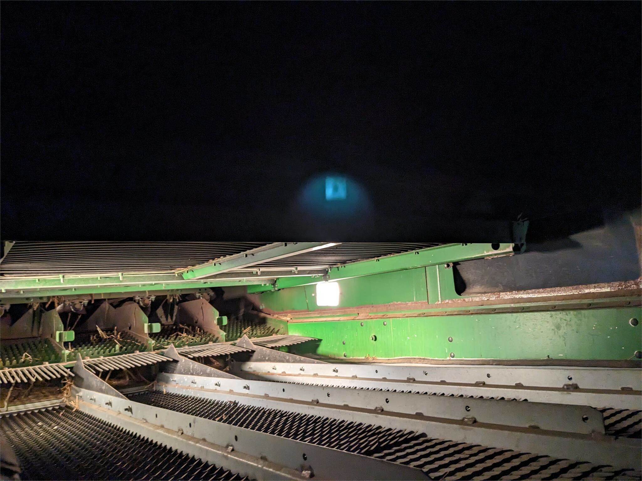 2016 John Deere S680 Combine