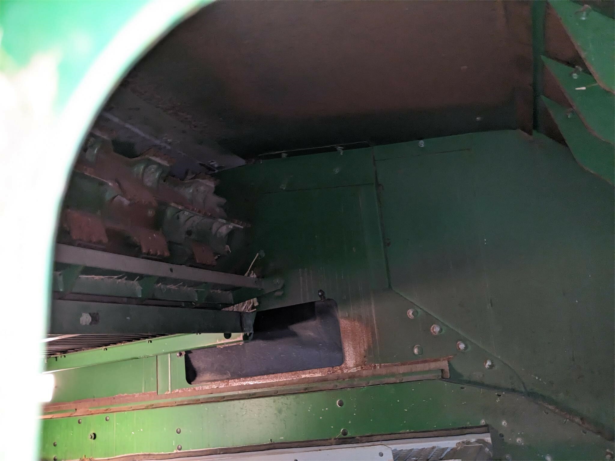 2016 John Deere S680 Combine