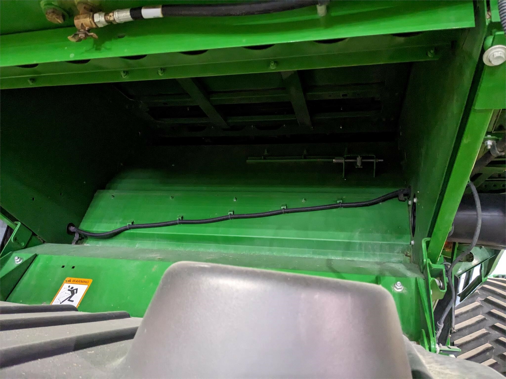 2016 John Deere S680 Combine