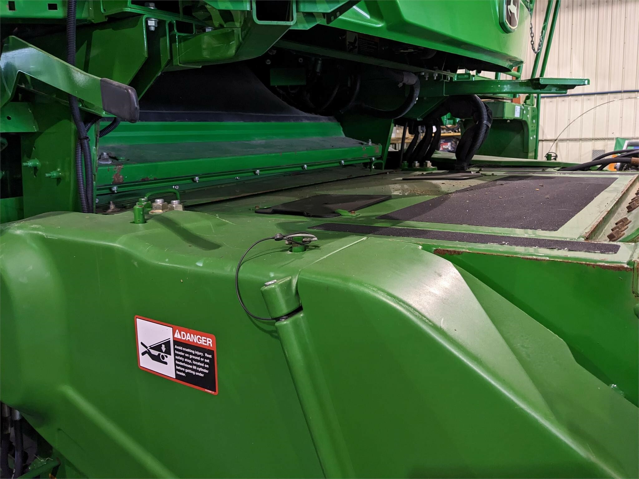 2016 John Deere S680 Combine