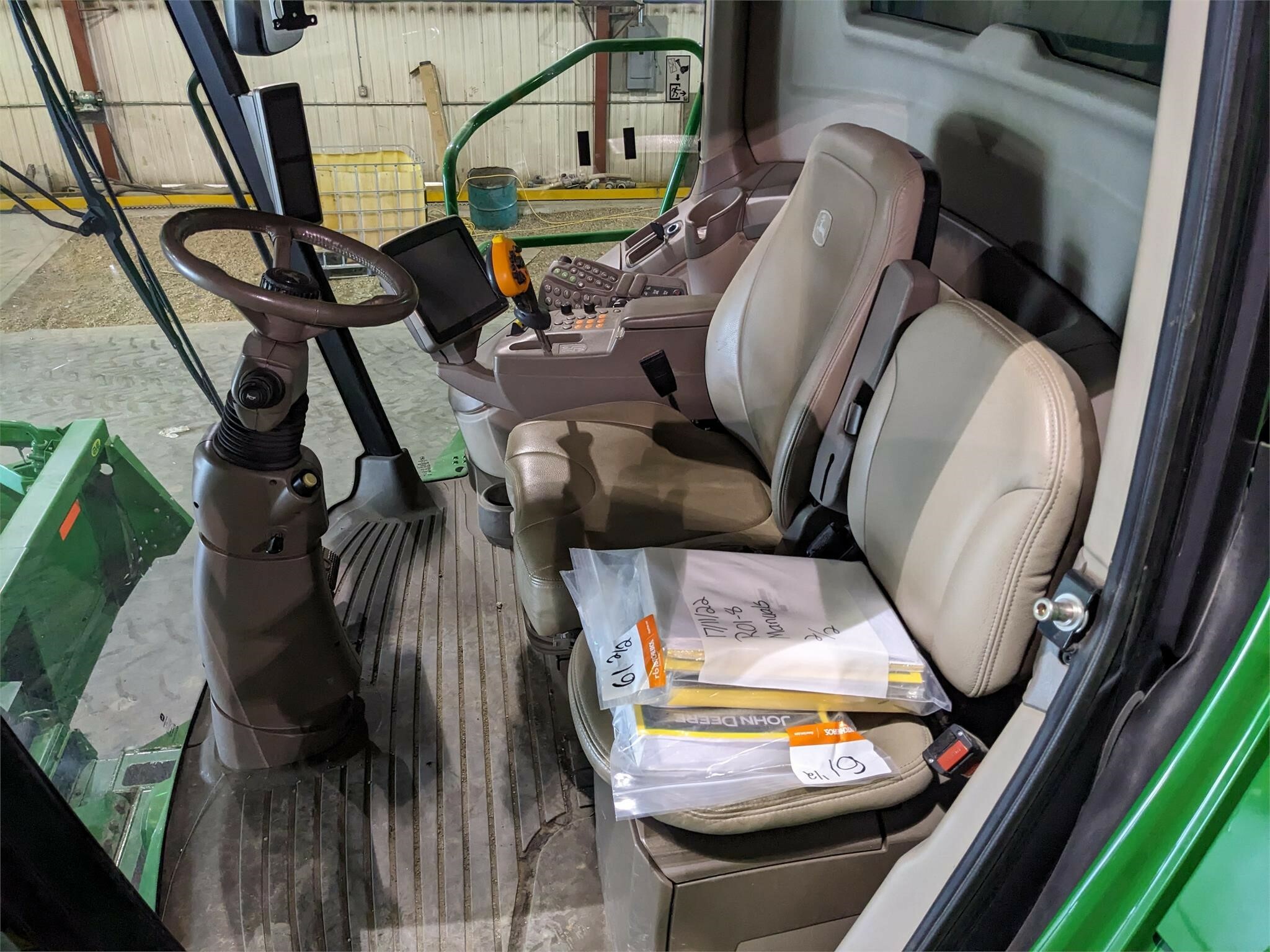 2016 John Deere S680 Combine