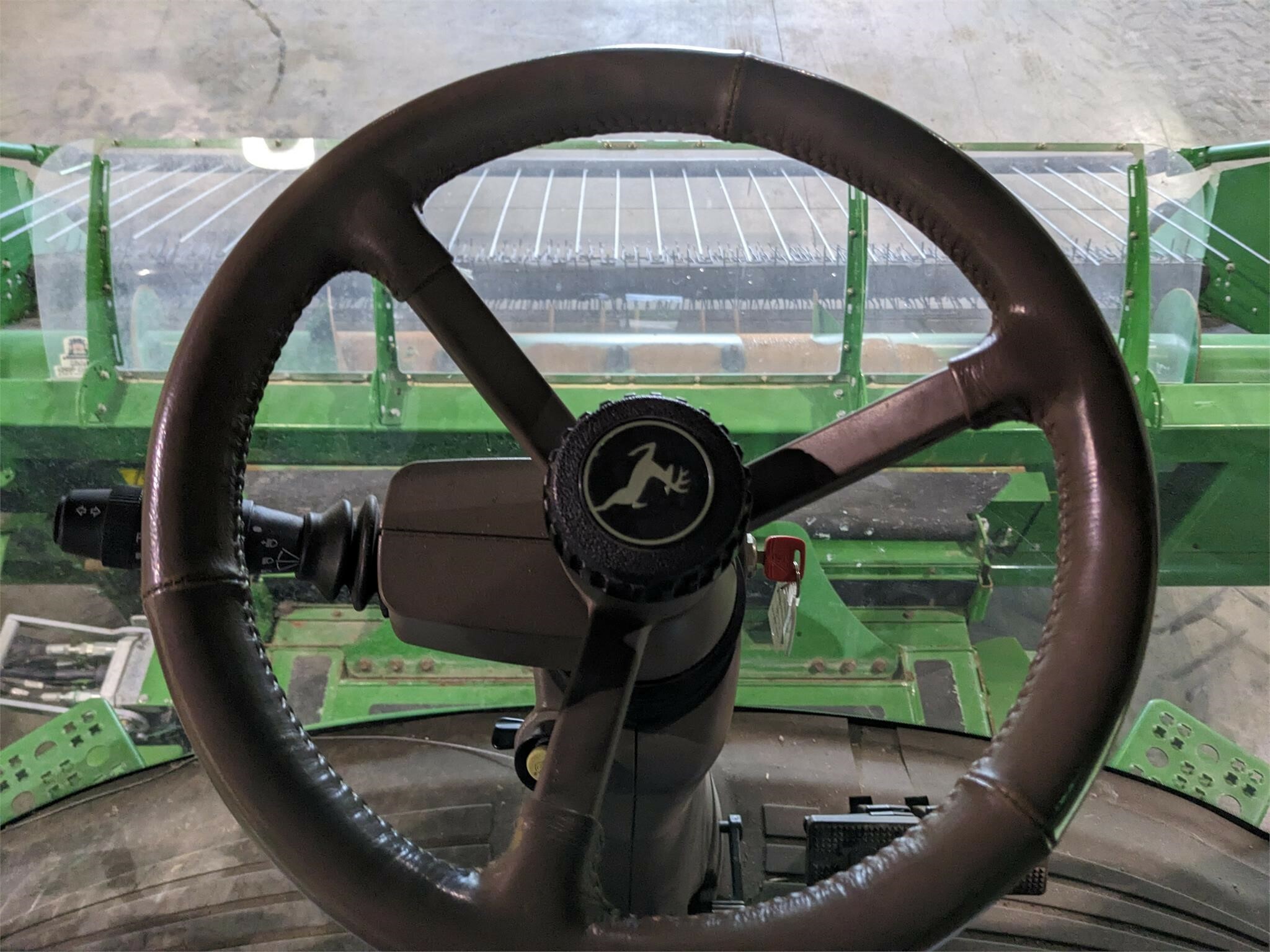 2016 John Deere S680 Combine