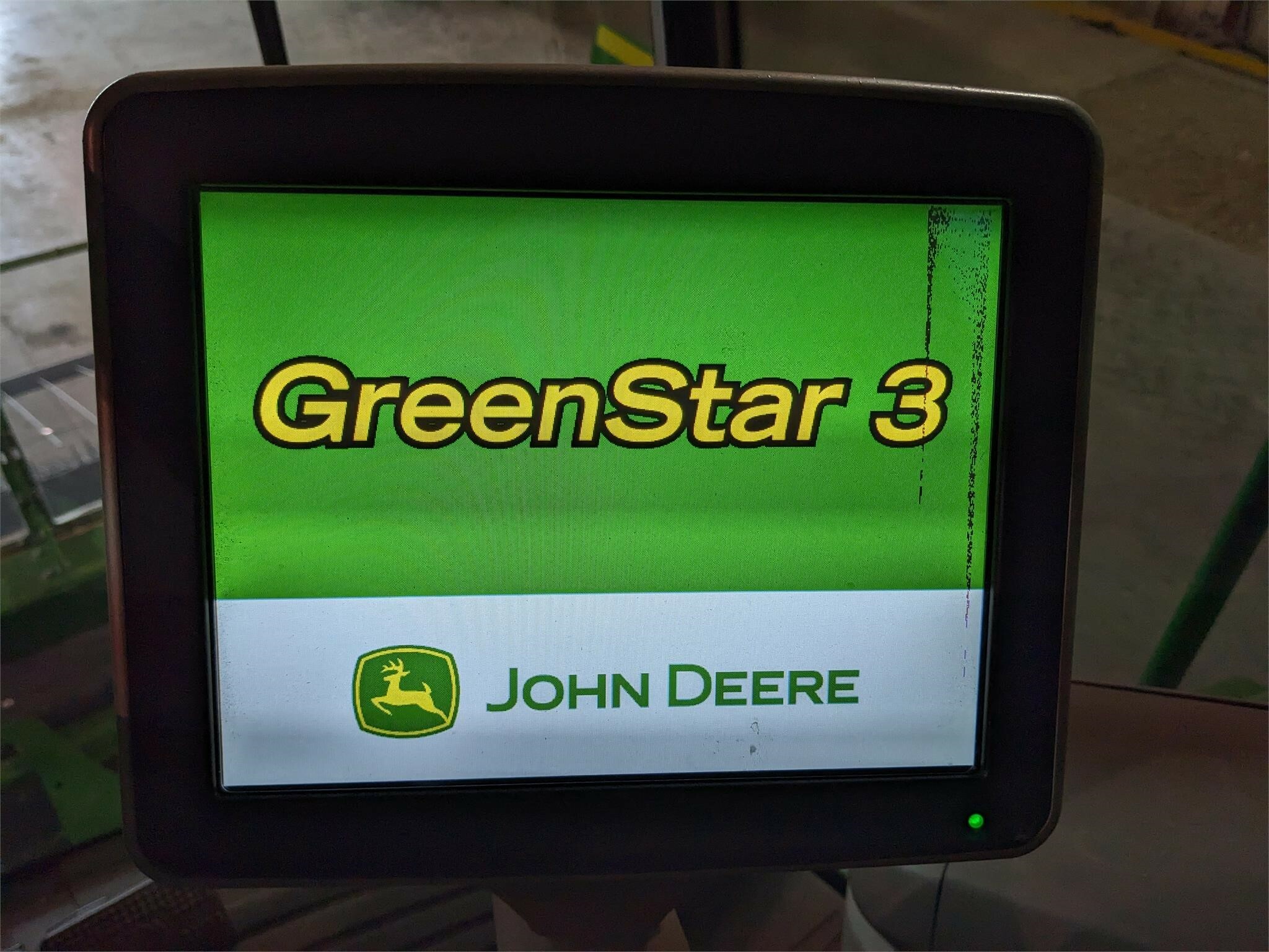 2016 John Deere S680 Combine