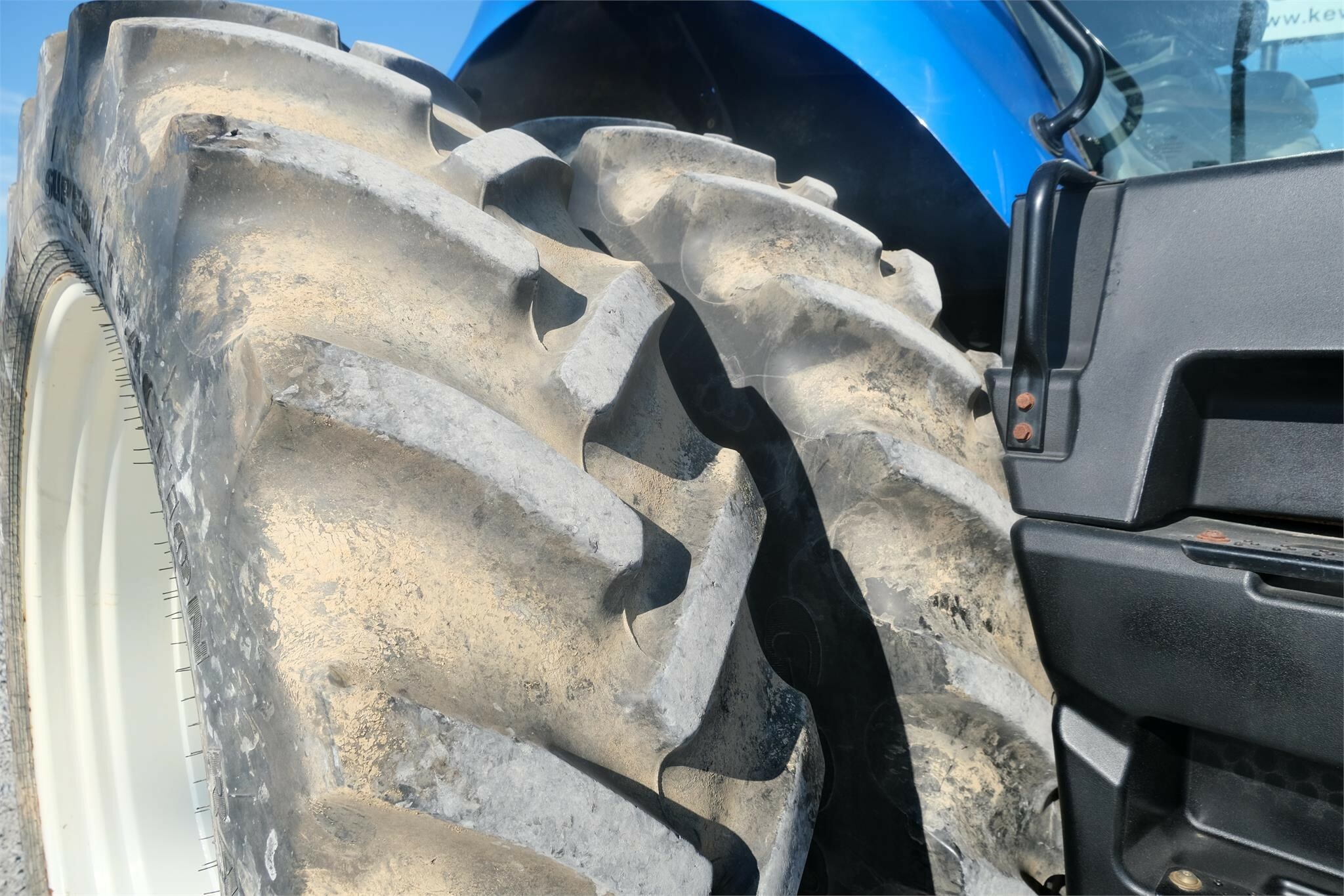 2016 New Holland T8.380 Tractor