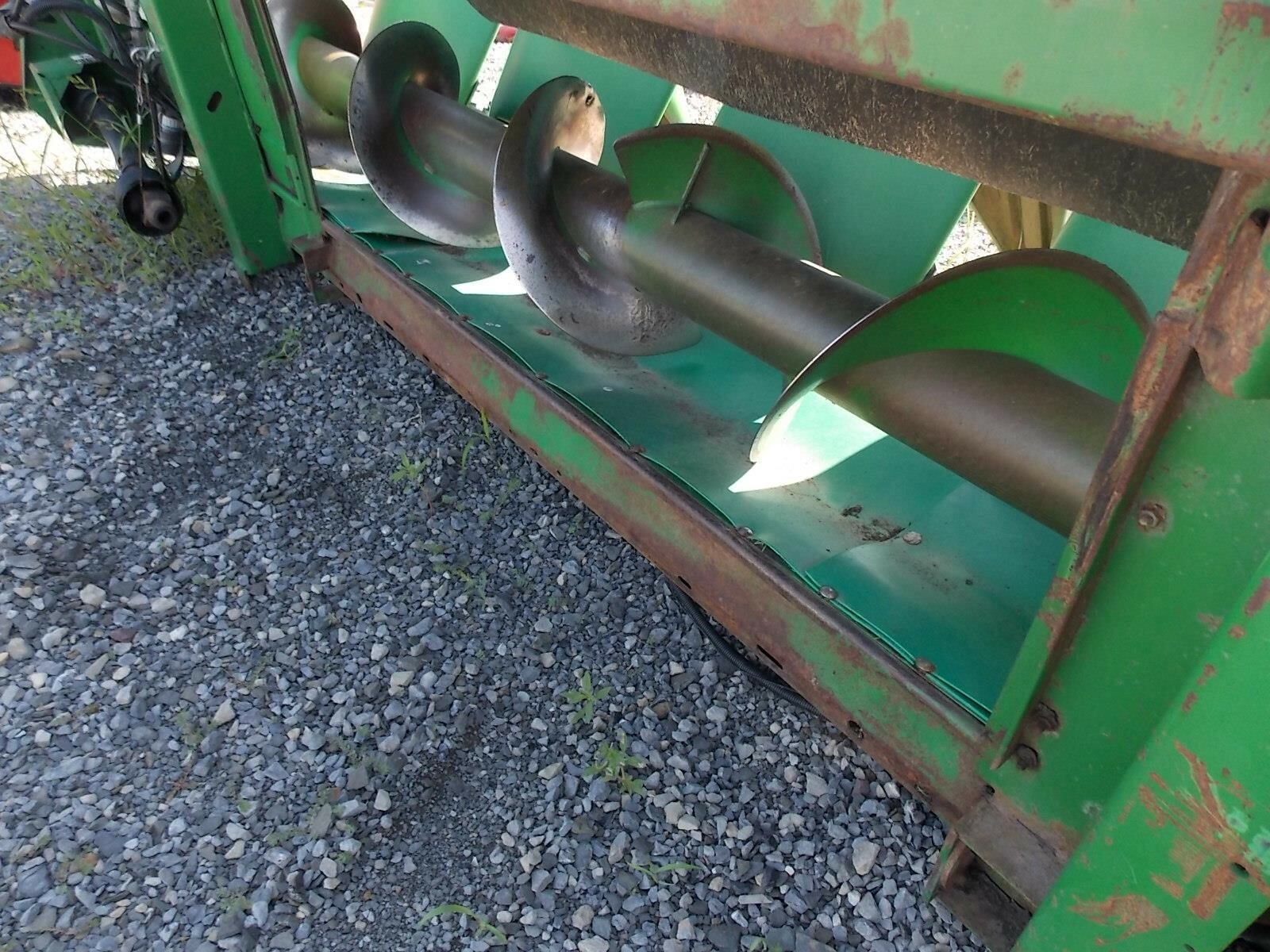 2000 John Deere 693 Corn Head 17,900 Machinery Pete