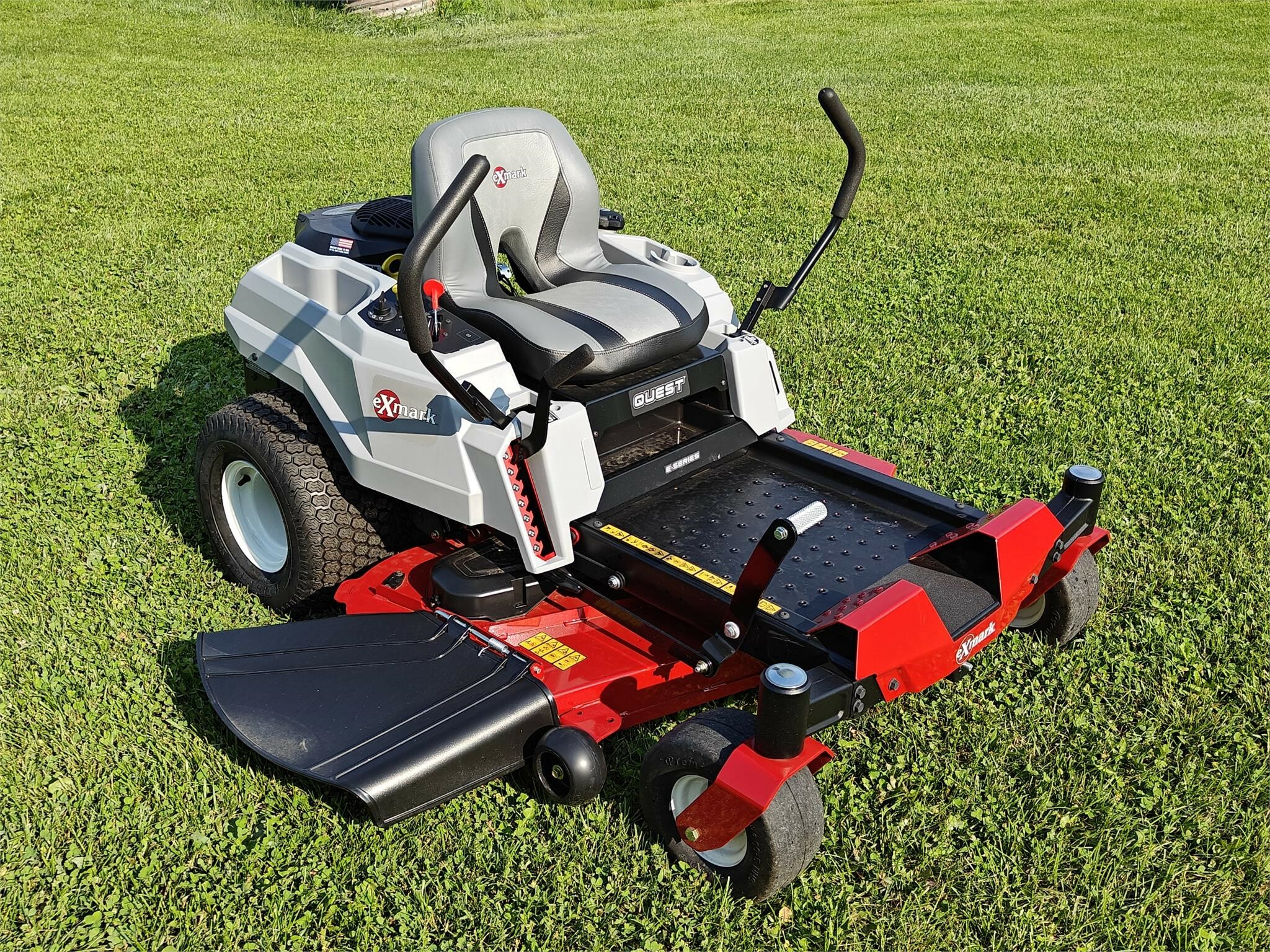 2025 Exmark QZE725GKC50200 Lawn Mower