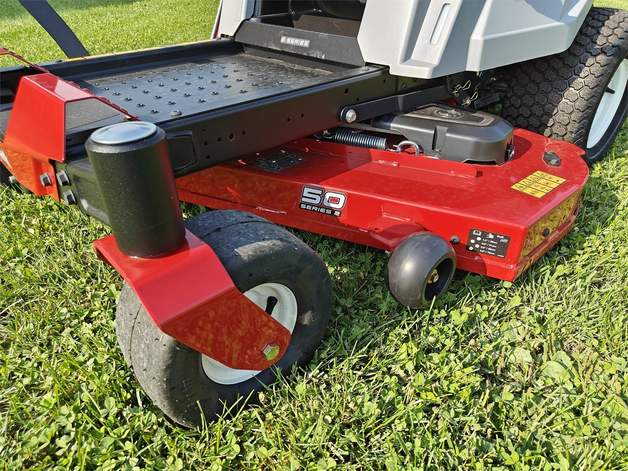 2025 Exmark QZE725GKC50200 Lawn Mower