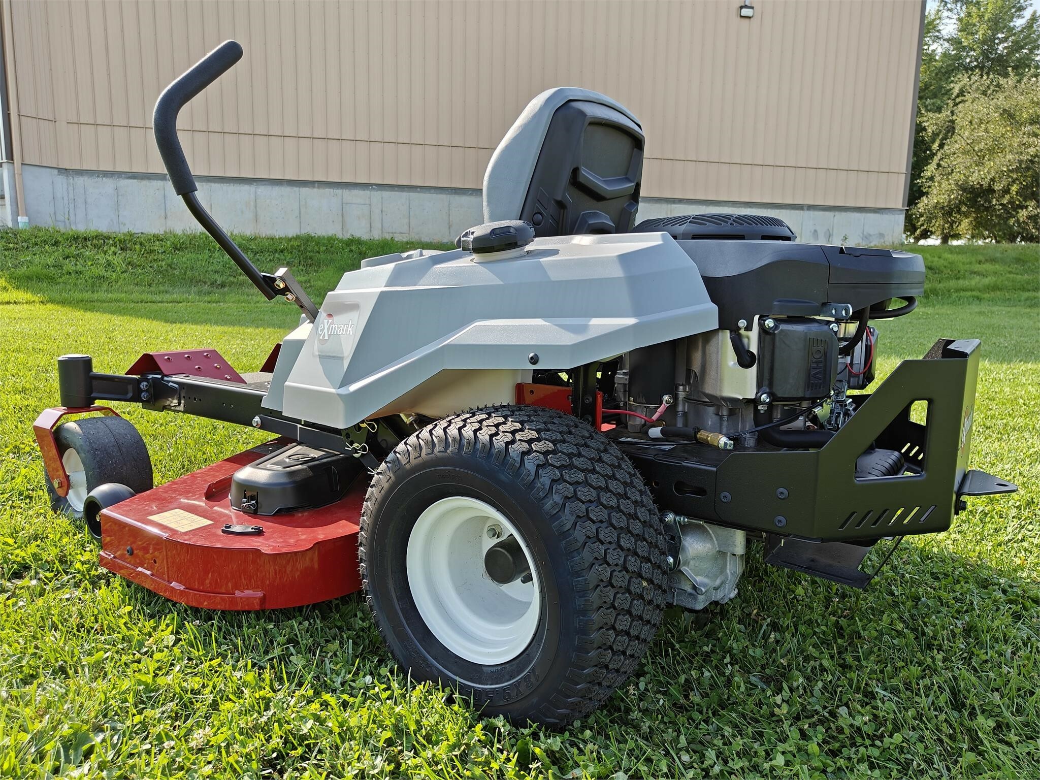 2025 Exmark QZE725GKC50200 Lawn Mower