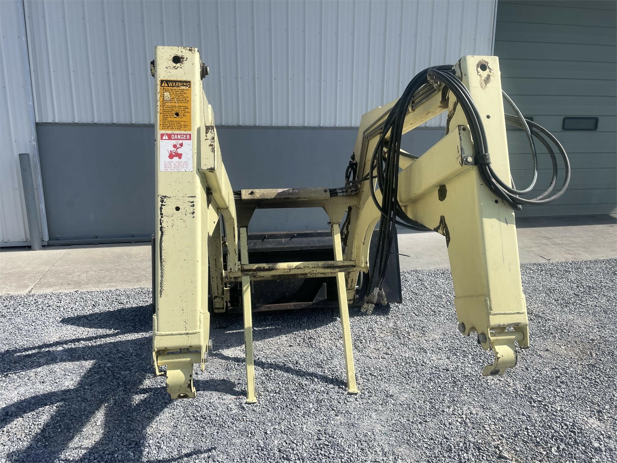 Great Bend 660 Front End Loader 5,900 Machinery Pete