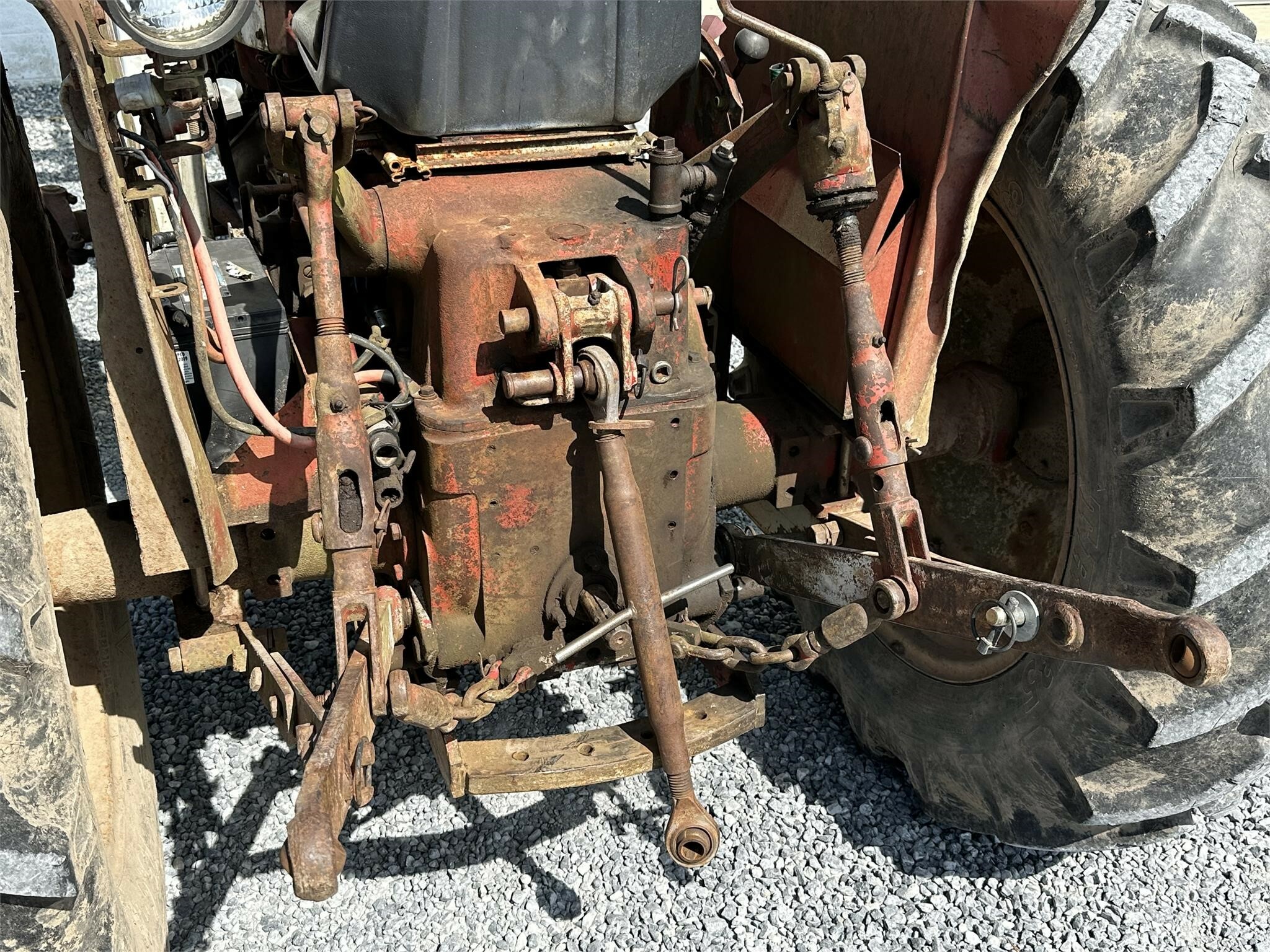 1969 International 444 Tractor 4,900 Machinery Pete