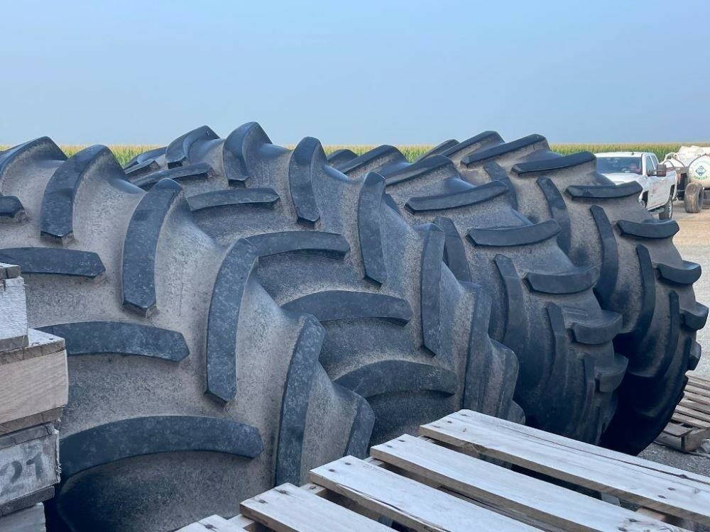  Goodyear 800/55R46 Wheels / Tires / Track