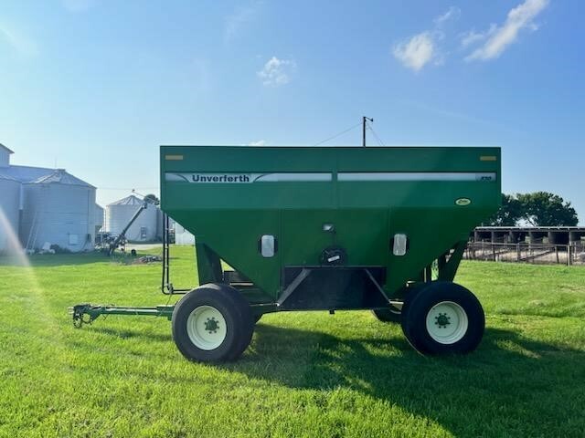  Unverferth 530 Gravity Wagon