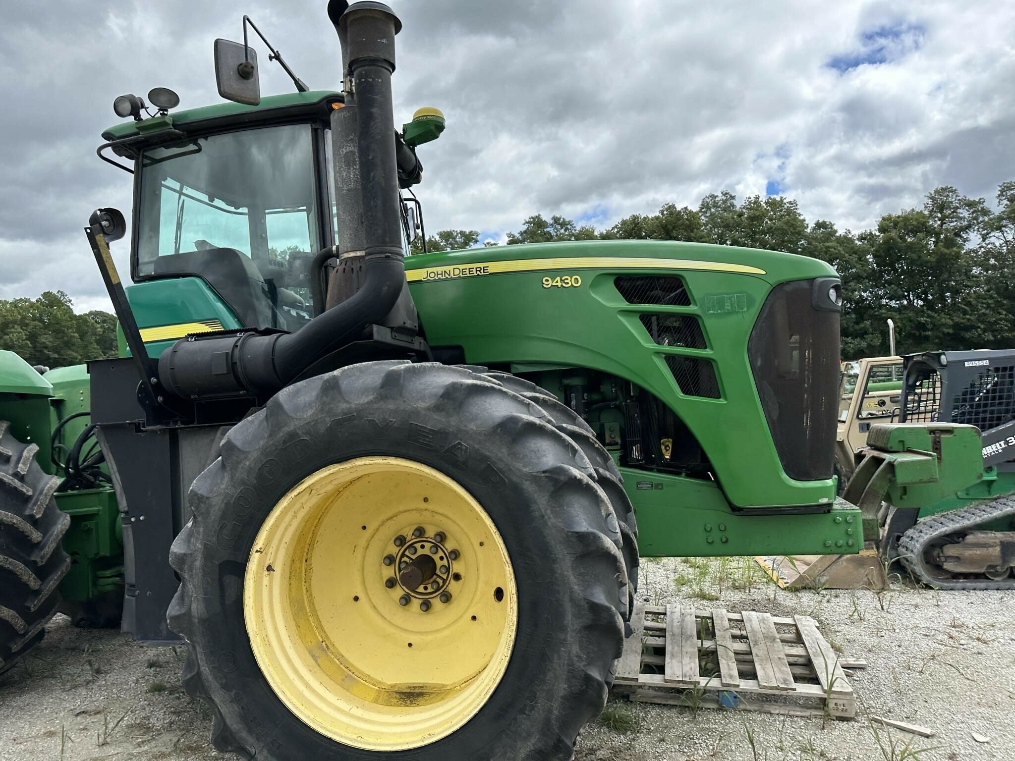 2010 John Deere 9430 Tractor