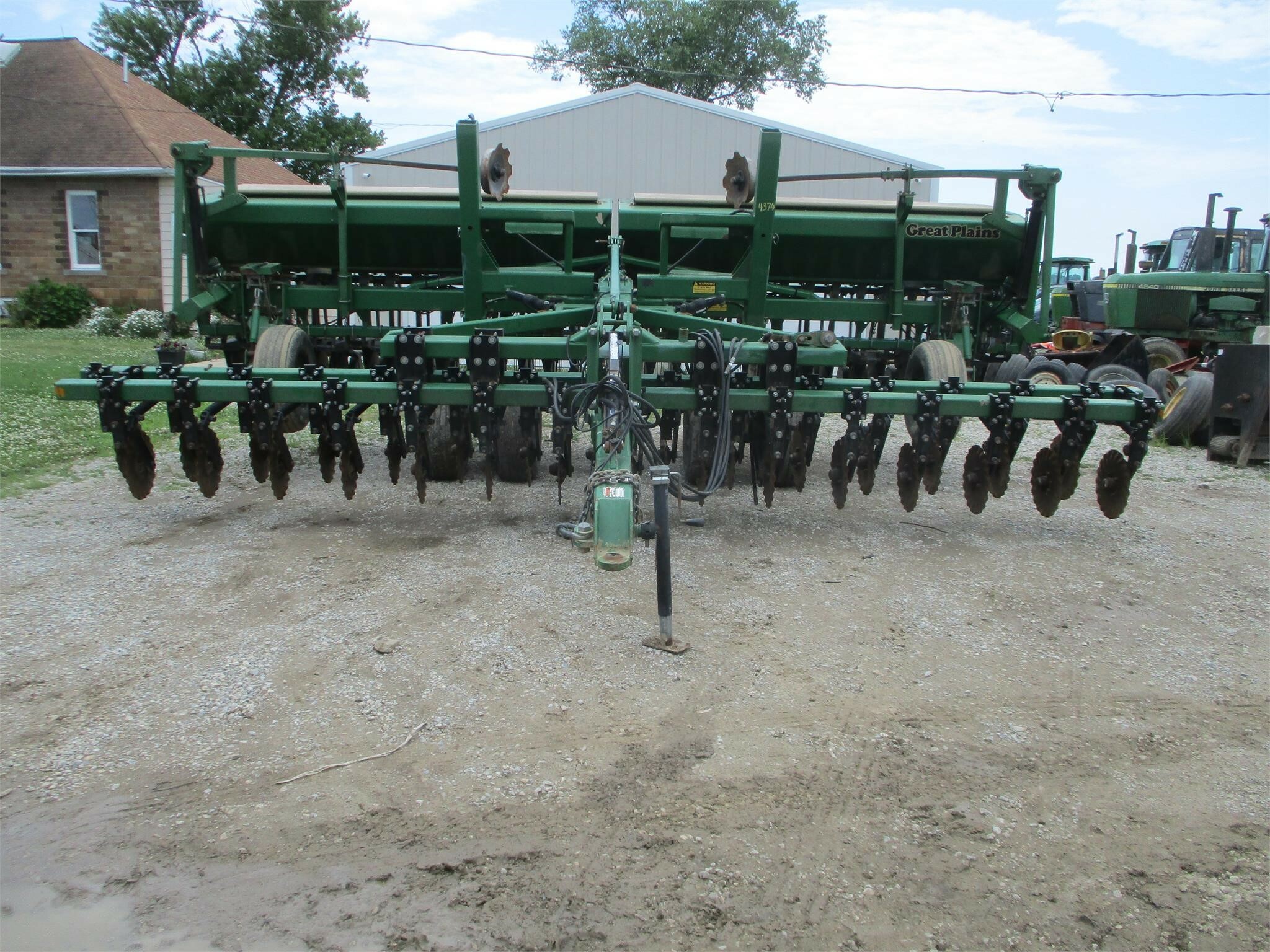  Great Plains SOLID STAND 2000 Drill