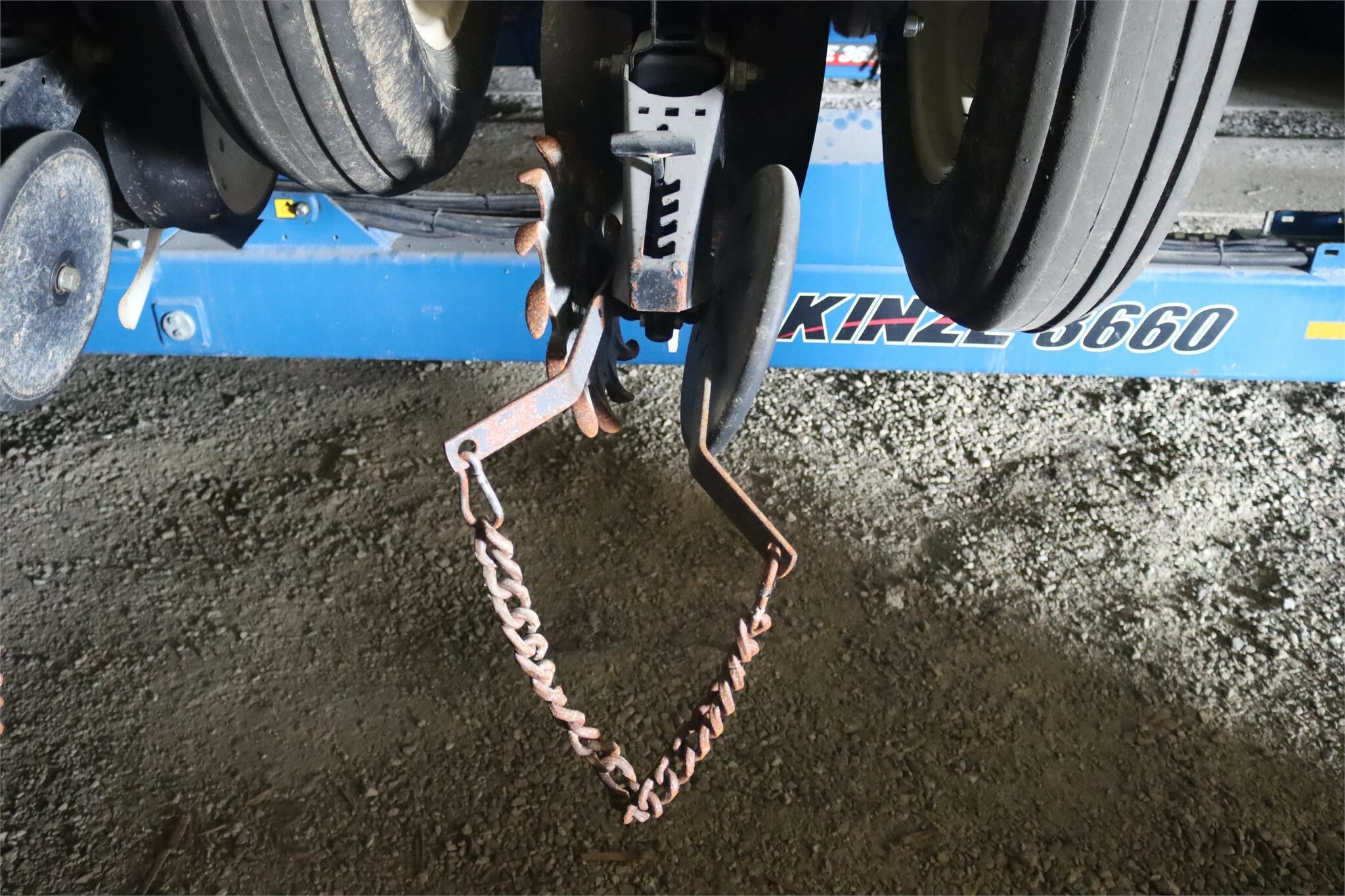 2010 Kinze 3660 Planter