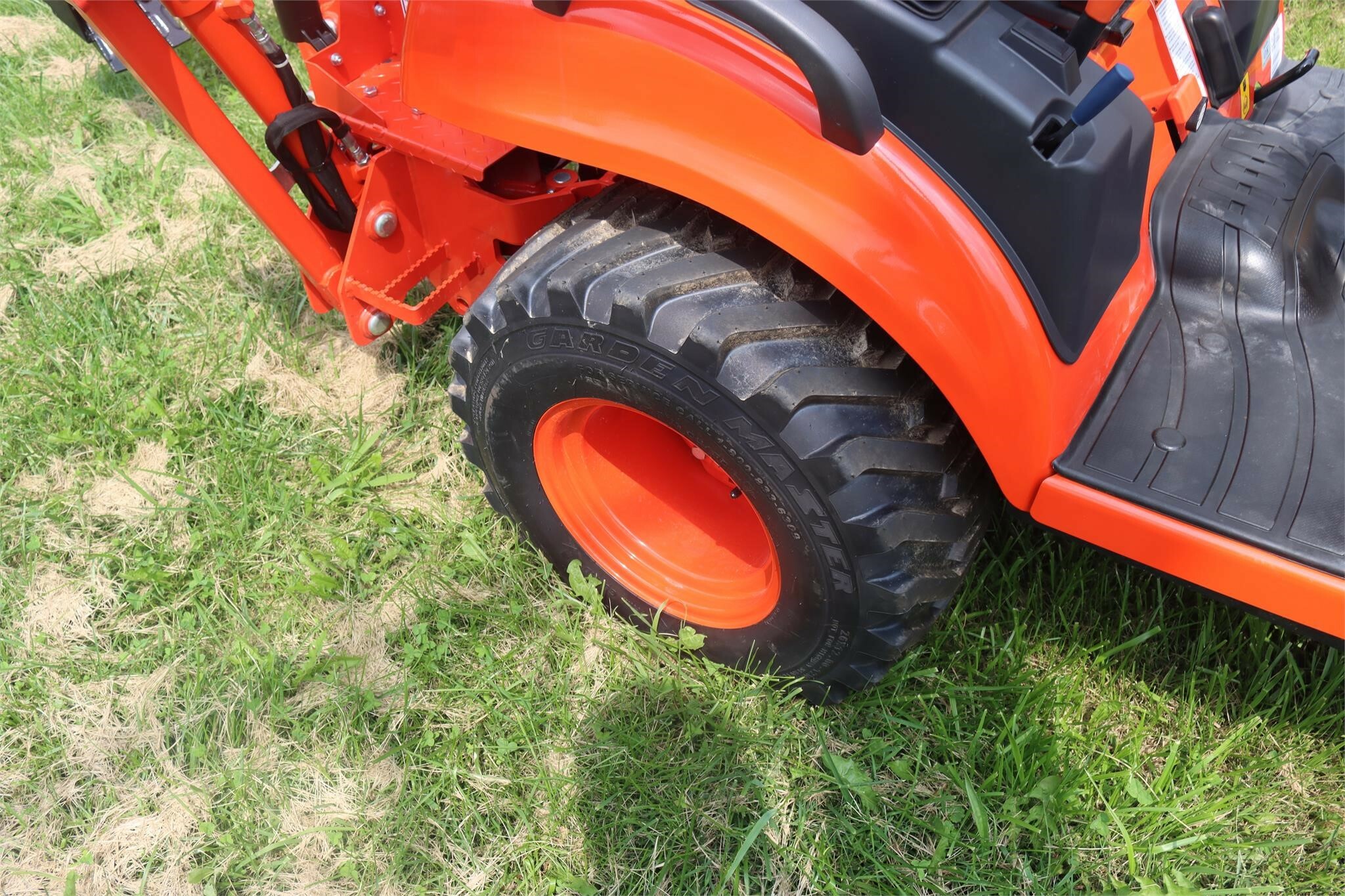 Kioti CS2520 Tractor Call Machinery Pete