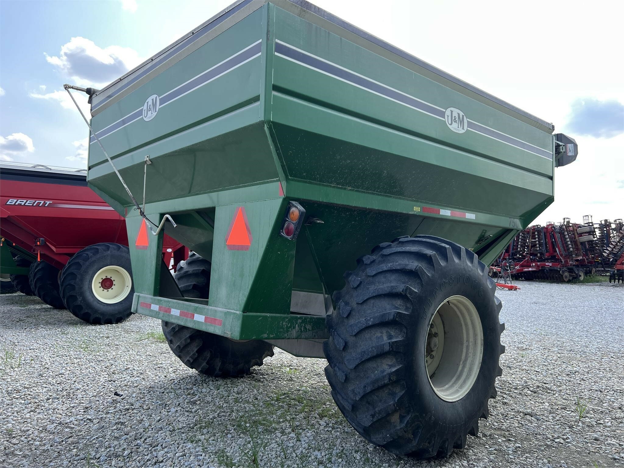 J&M 75016 Grain Cart 13,900 Machinery Pete