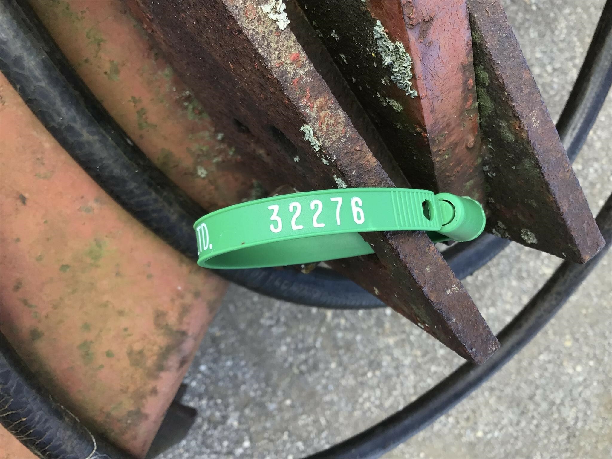  International Harvester 720 Plow